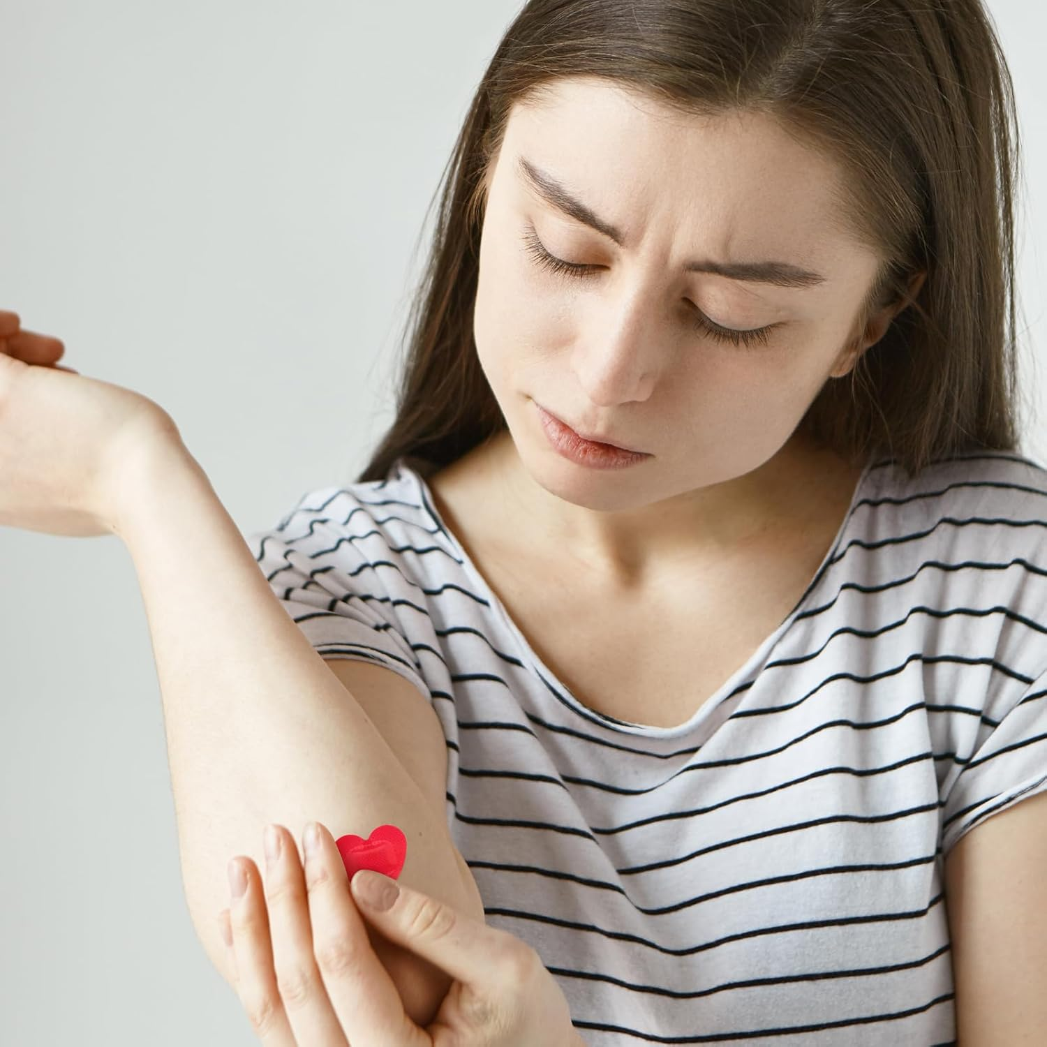 FOMIYES Heart-Shaped Plasters 25Pcs Cute Hydrocolloids Patches for Kids Breathable and Waterproof Adhesive Wounds Bandages for Home Use image number 6