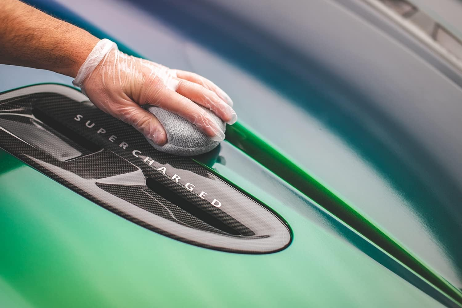 The Rag Company - Pearl Puck NO SOAK Applicator - Ergonomic Ceramic Coating Applicator; Pearl Weave Microfiber Exterior; Patented Plastic Barrier to Prevent over Absorption, Ice Grey (4-Pack) image number 1