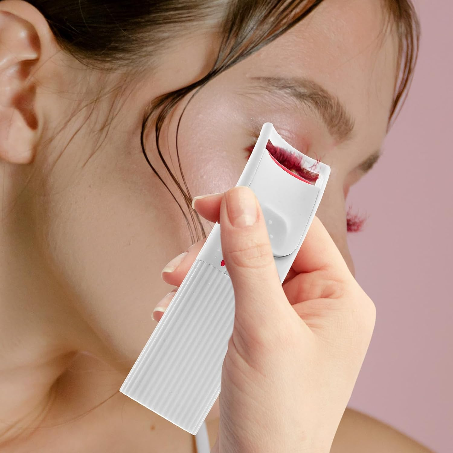 Heated Eyelash Curler Electric Lash Curler Portable Mini Eyelash Curling Tool Quick Heating for Travel White (No Battery) image number 5