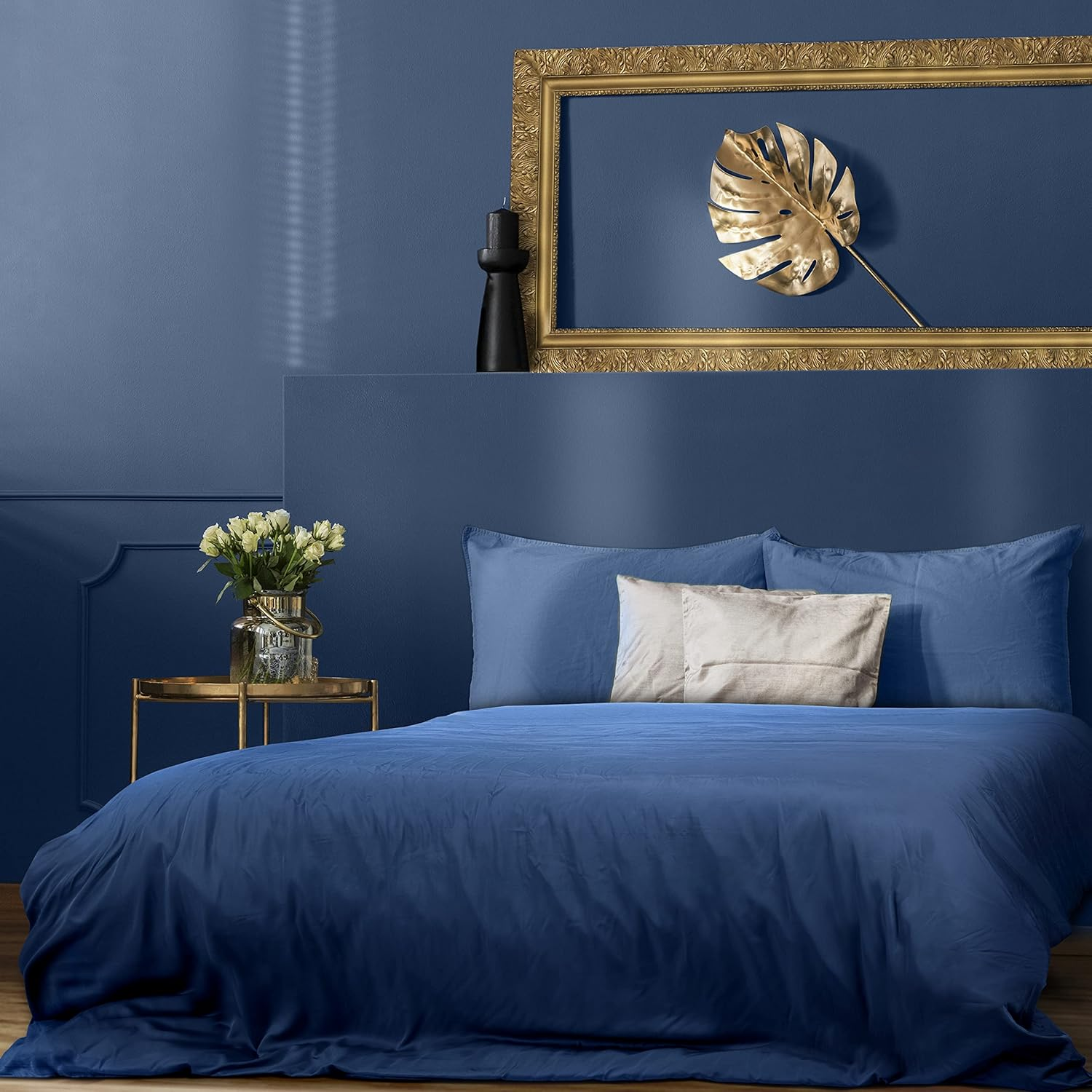 Bambaw Bamboo Pillowcases 65 X 65 Cm, Pack of 2, Sustainable Bamboo Fibres, Anti-Allergy Bed Linen, Cuddly and Heat Regulating Pillowcase Winter and Summer (Navy Blue) image number 5