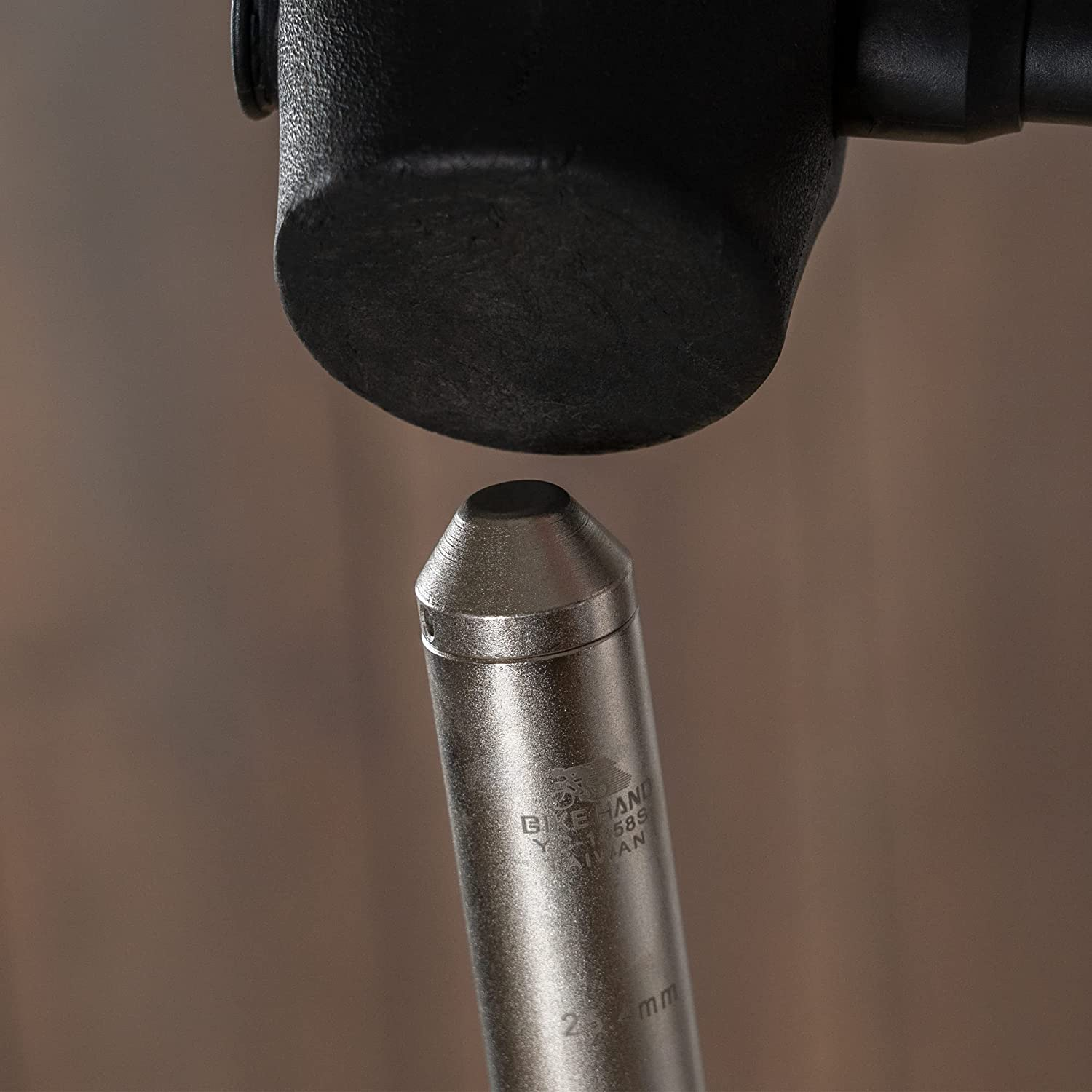 BIKEHAND Bike Bicycle Headset Cup Remover Removal Tool for 1", 1⅛", 1&frac14;" or 1&frac14;" & 1&frac12;" image number 1