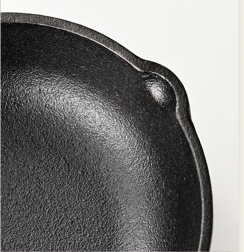 Cast Iron Melting Pot Sauce Pan, Sturdy and Practical Cast Iron Saucepan with Handheld Handle for Making Small Cakes (Black, 10 * 3Cm) image number 2