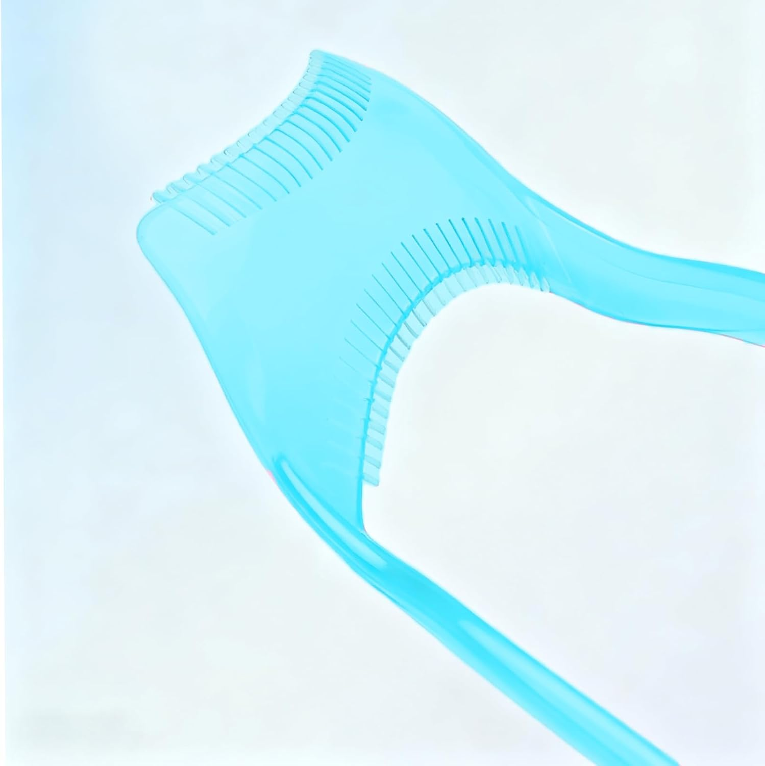 Lyvixora 3 PCS Eyelash Comb Cosmetics, Mascara Shield Guard, 3 in 1 Eye Lash Helper Guide Applicator Tool for Makeup Accessories image number 5