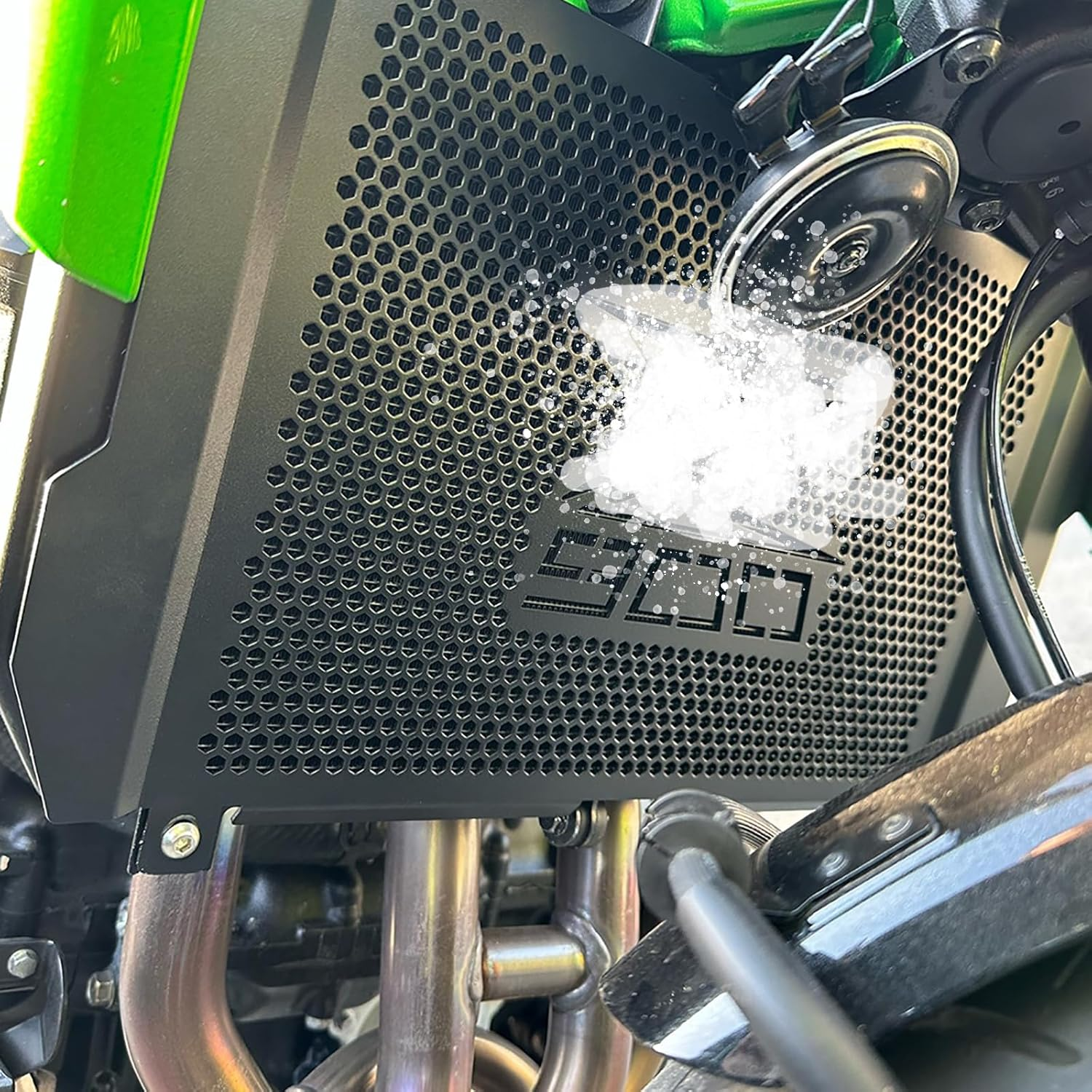 Z900 2025 Radiator Guard Protective Cover Compatible with Kawasaki Z900 Z900 ABS Z900 SE 2017 2018 2019 2020 2021 2022 2023 2024 2025 image number 2