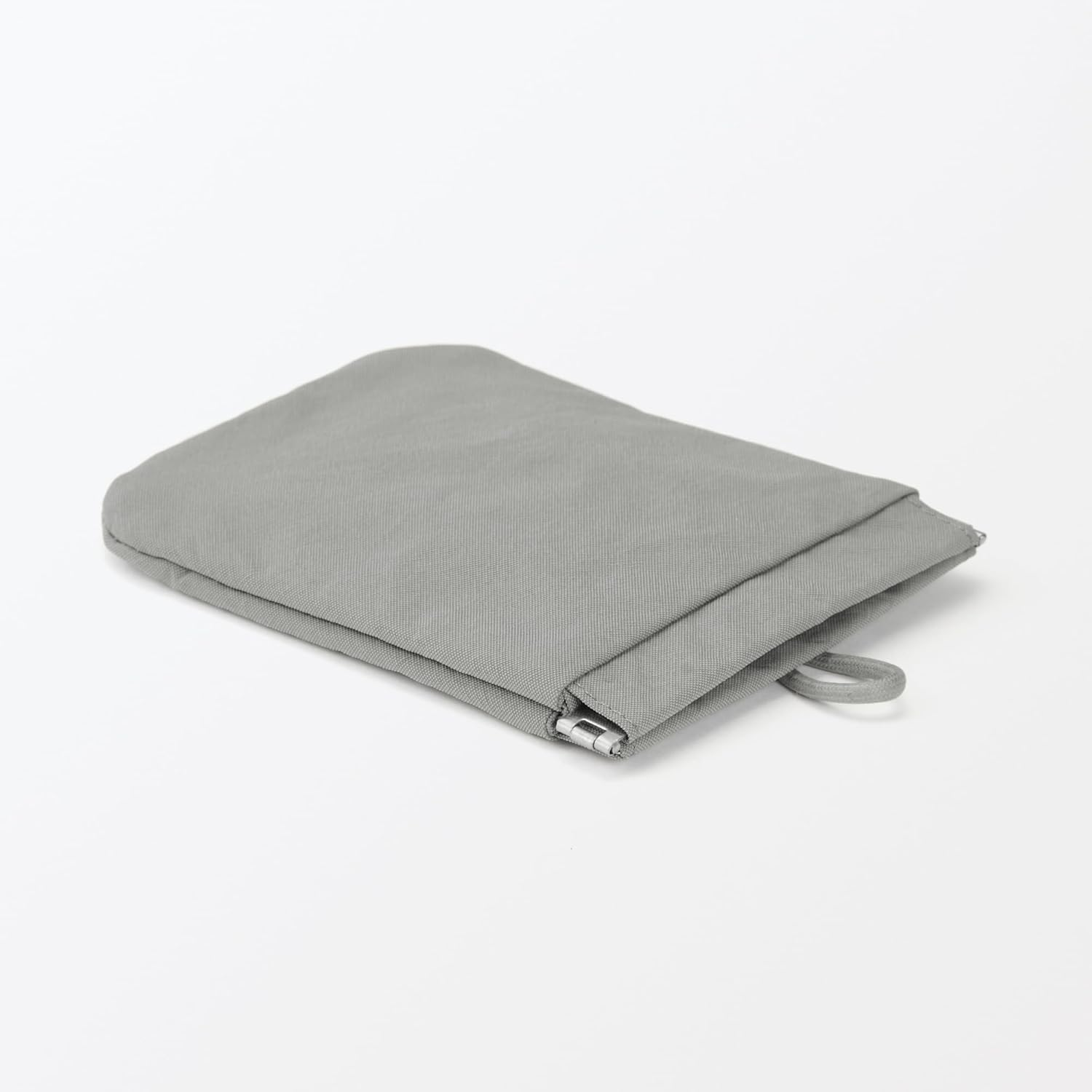 MUJI 84475719 Wrinkle Nylon Flat Pouch with One Hand, Gray, S, Approx. 4.9 X 4.1 Inches (12.5 X 10.3 Cm) image number 6
