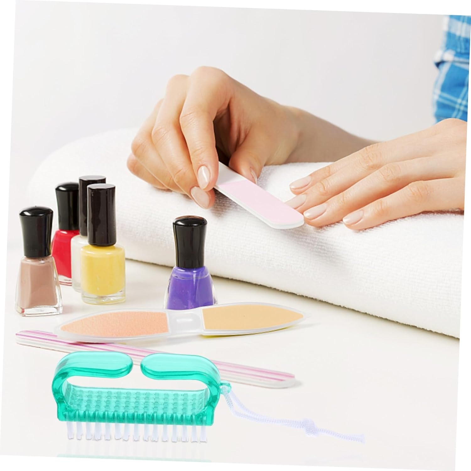 Didiseaon 4 Pcs Nail Cleaning Brush Durable Nail Scrub Brush for Fingernail Toenail Care for Home Travel Use Safe Cleaning Tool image number 4