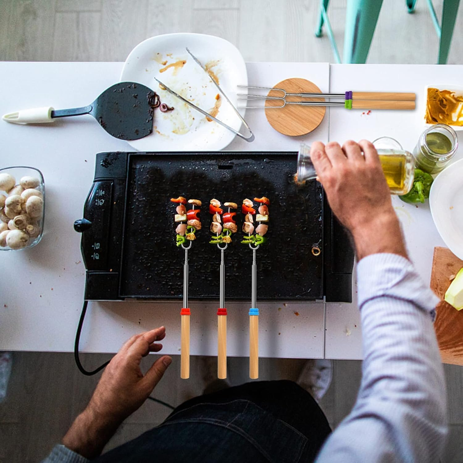 Marshmallow Roasting Sticks Wooden Handle Set of 12 Smores Skewers Telescoping Forks with Portable Bag for Hot Dog Campfire Camping Stove BBQ Tools