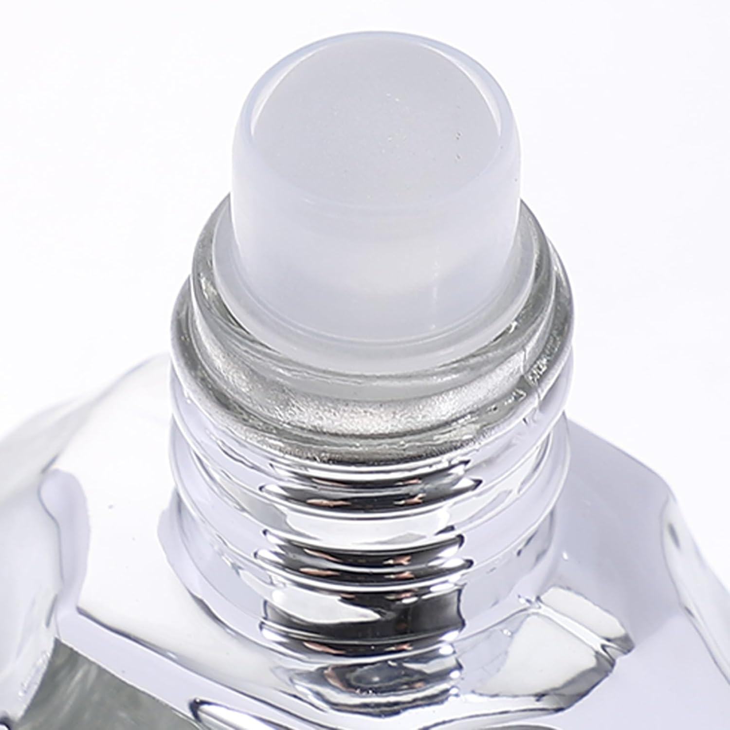 Baluue 2Pcs 10Ml Glass Roll on Perfume Bottles Portable Multi-Function Aroma Bottles with Silver Cap Refillable Empty Roller for Household and Travel Use