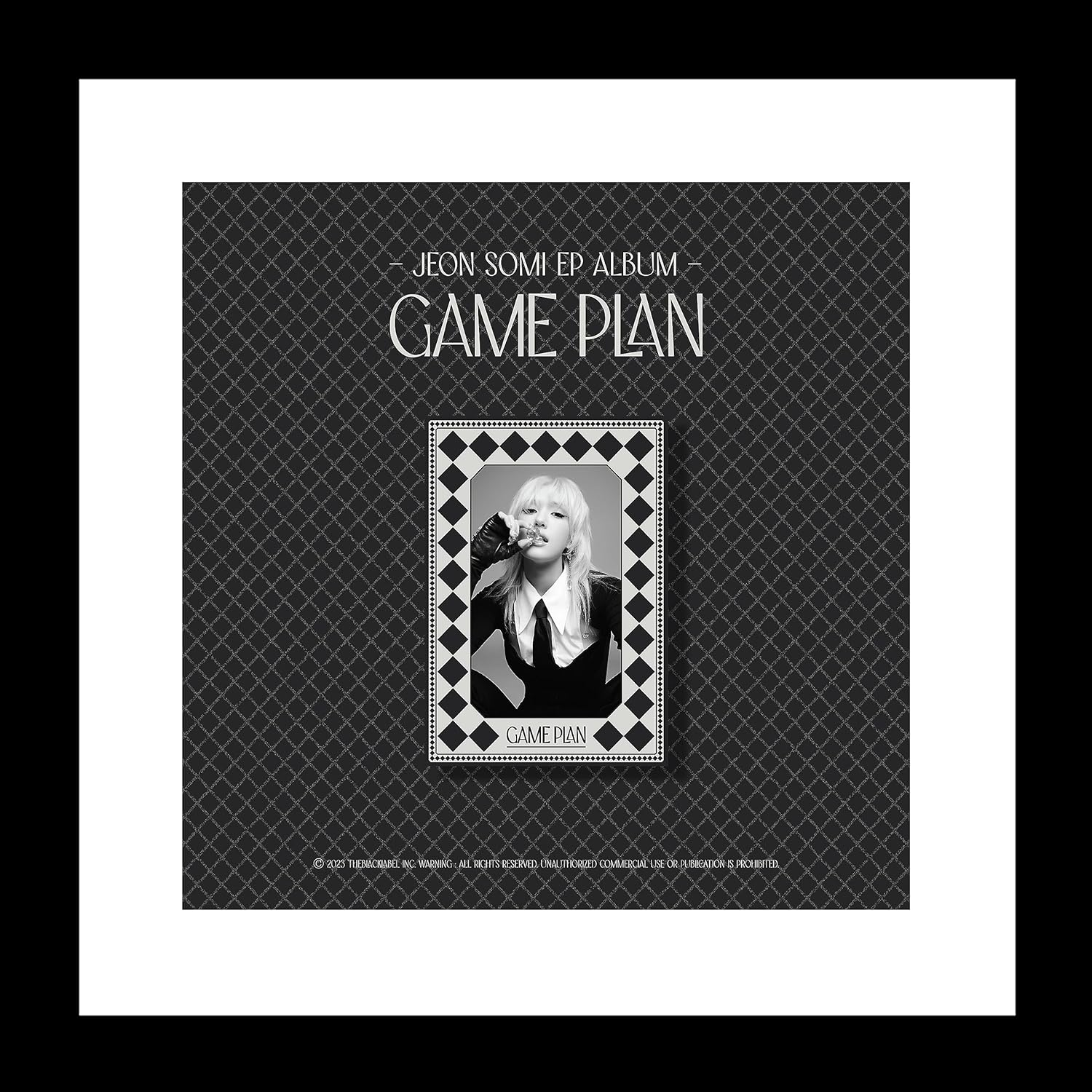 Jeon Somi GAME PLAN EP Album NEMO BLACK Version Case+7P Concept Photocard+1P Selfie Photocard+1P QR Card+1Ea Paper Ornament+Tracking Sealed