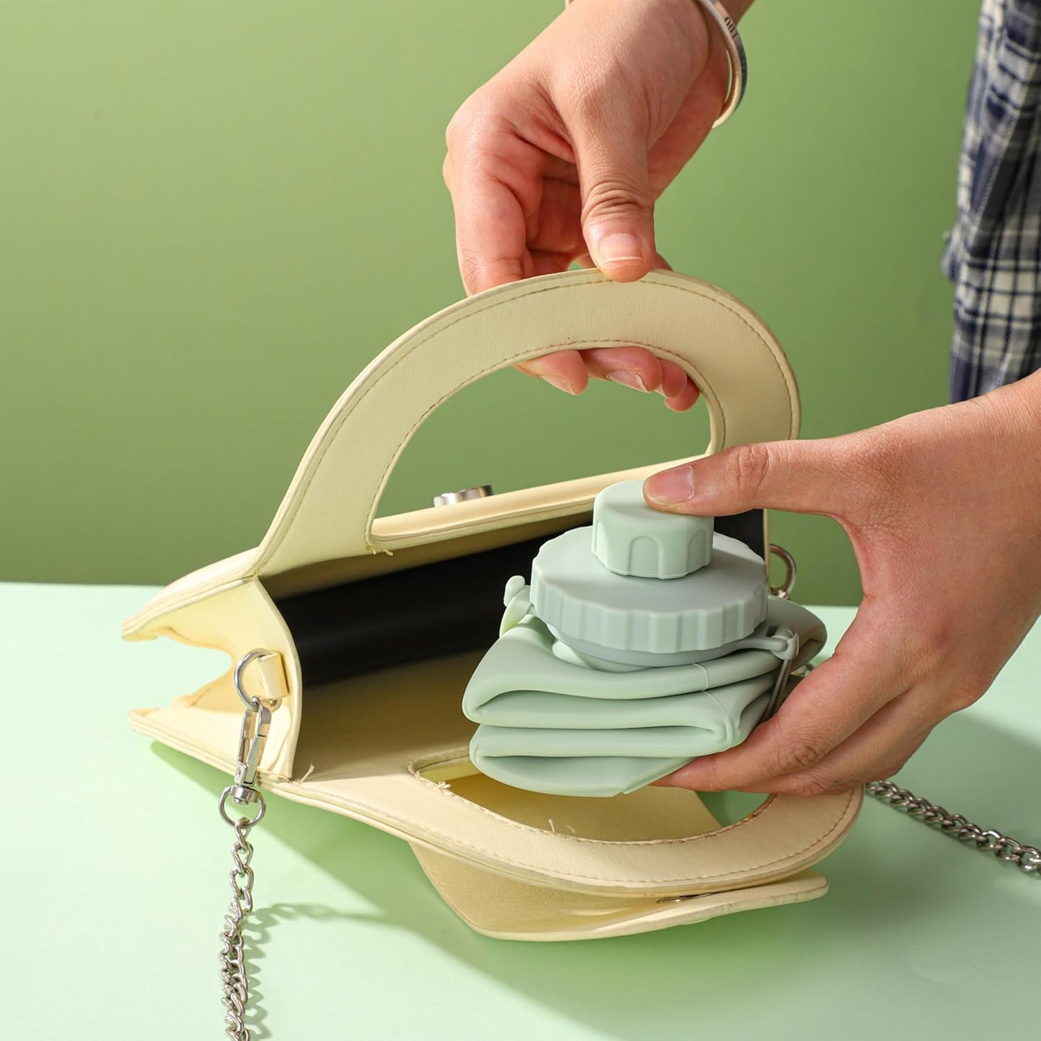 (2 Pack) MDHWL Collapsible Water Bottle for Travel [Double Leak-Proof Design] [Cap with Safety Rope] BPA Free Silicone Foldable Water Bottle for Outdoor Hiking Sports Lightweight, Couple (Green+Grey) image number 3