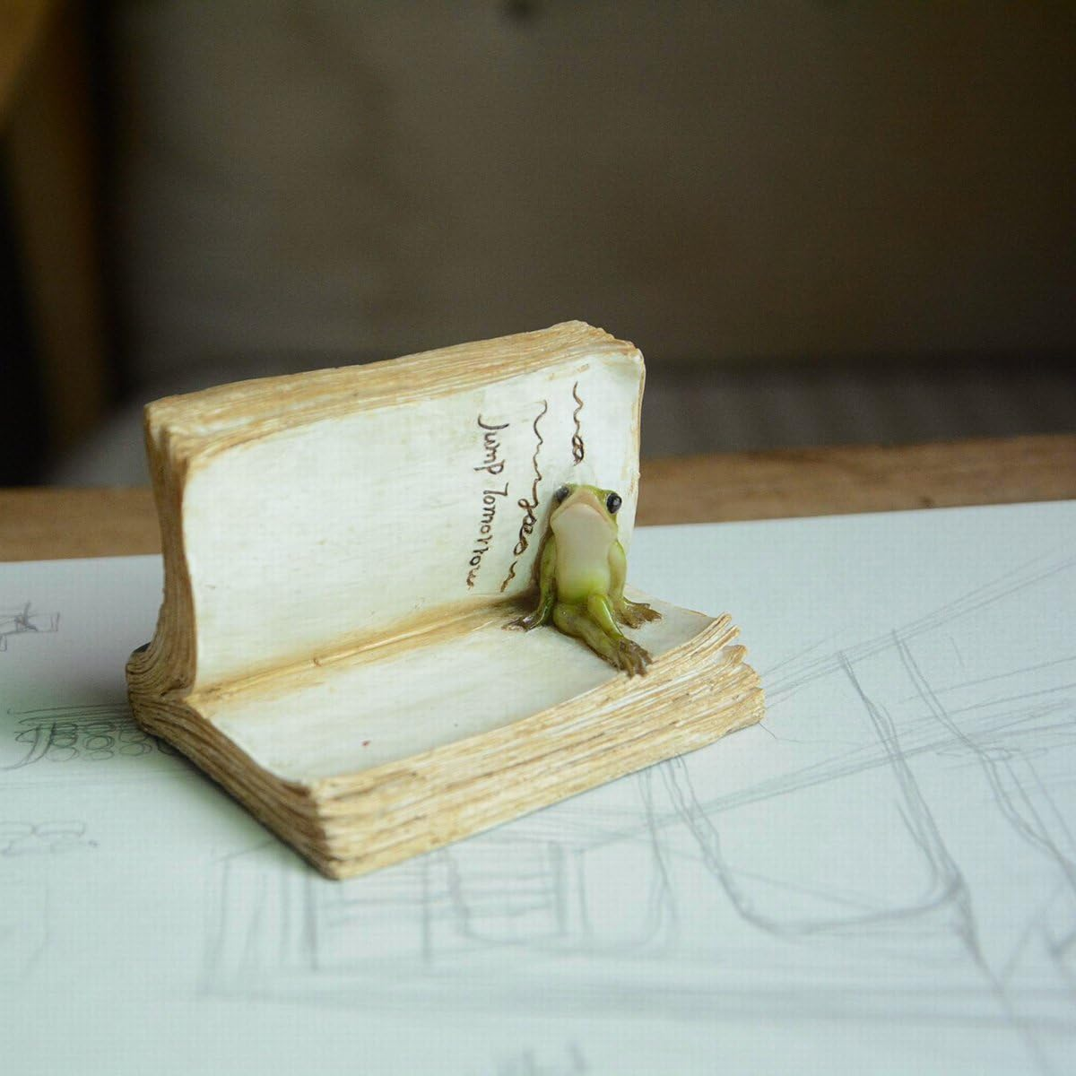 Top Collection Miniature Fairy Garden and Terrarium Frog on Book Figurine