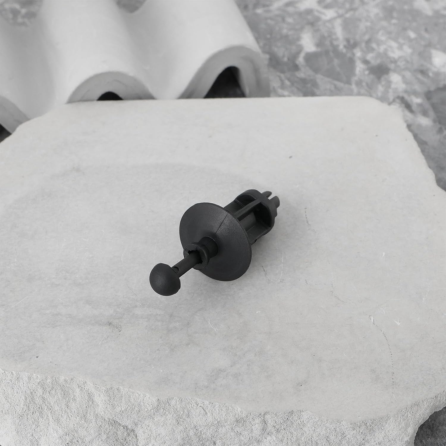 Emsea 2Pcs Tailgate Trim Panel Hanger Buckle Rear Trunk Hood Replacement Part BHN968301 BHN9-68-301 Commpatible with 3 CX-30 CX3 Cx4 image number 2