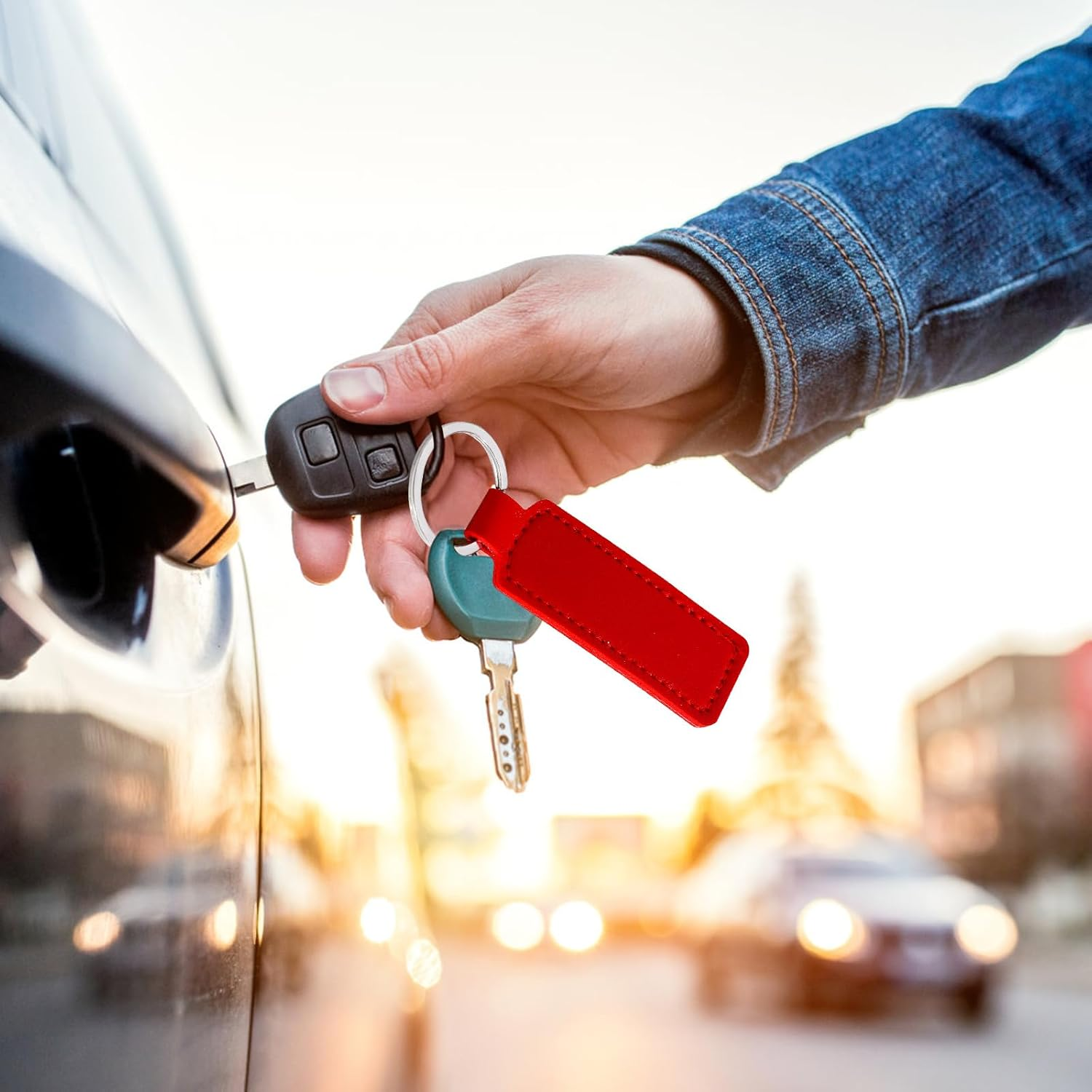 NEETUE 16 PCS Blank Leather Keychains, DIY Keychains PU Leather Key Chains for Pendant Ornament Making, Car Key Chain Making image number 6