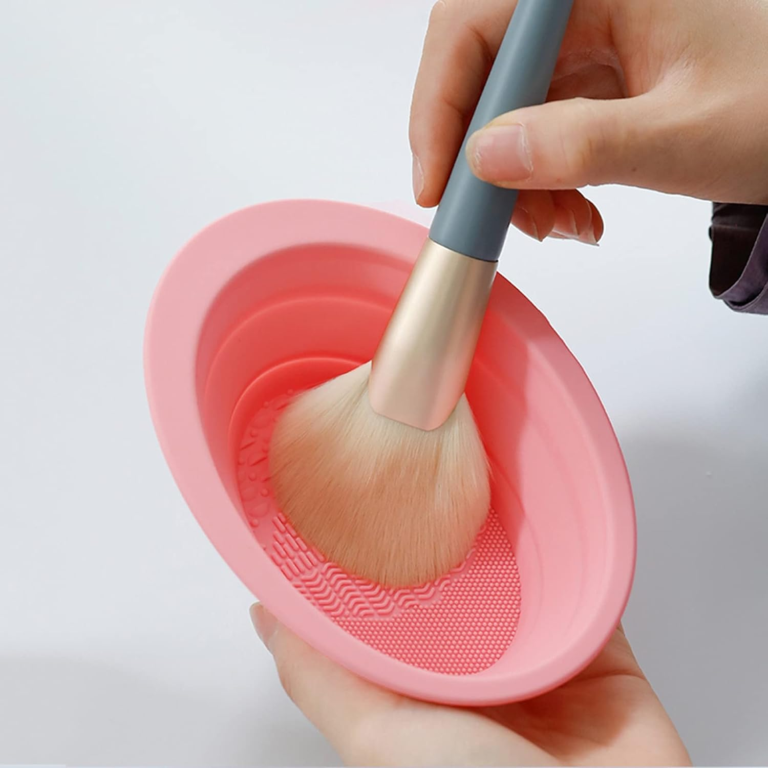 (Pink) - Makeup Brush Cleaning Mat, Silicone Makeup Brush Scrubber, Cosmetic Brush Cleaner, Brush Cleaning Pad, Foldable Makeup Brush Cleaning Bowl Suitable for Makeup Brush, Makeup Sponge, Powder Puff (Pink) image number 2