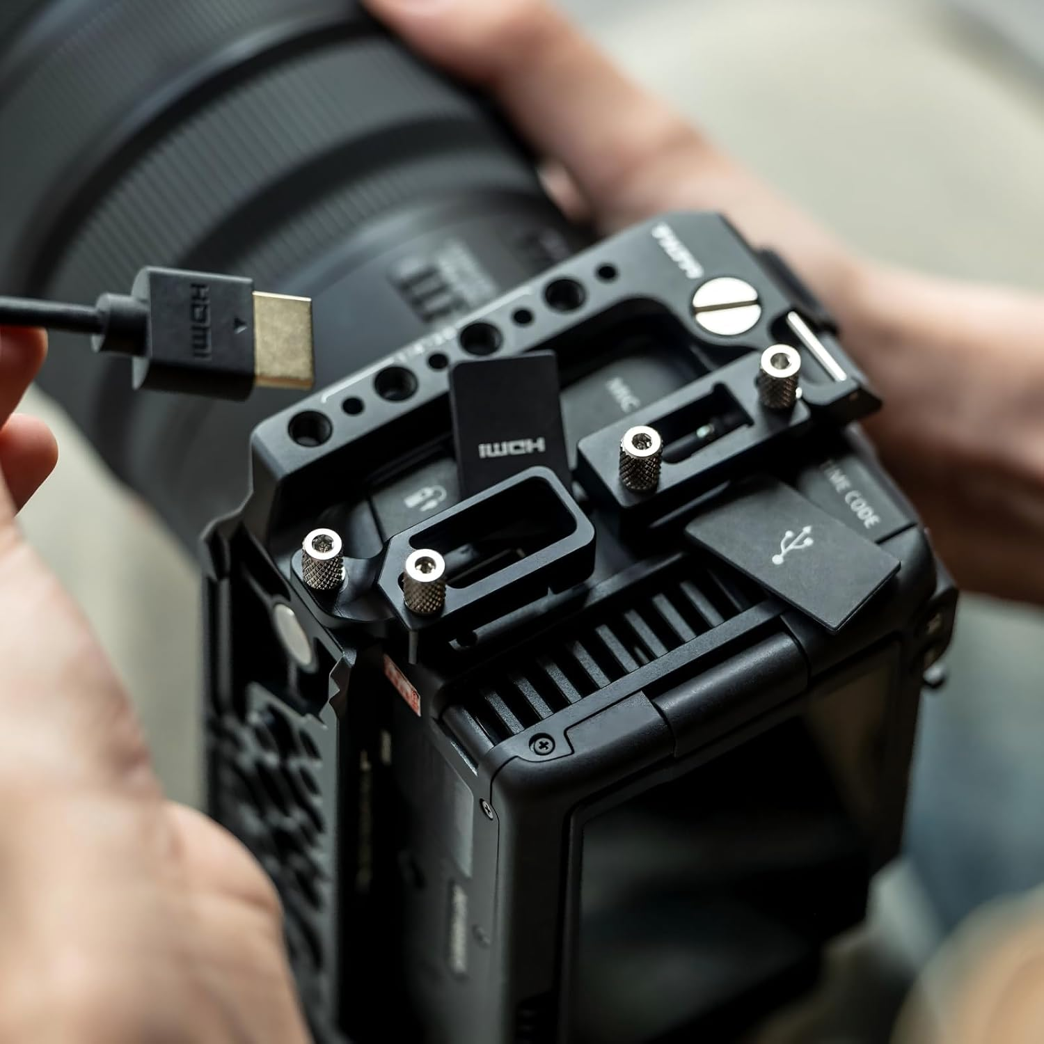 Tilta Camera Cage Base Kit Compatible with Canon C50 Camera | Modular Full/Half Cage Design | Arca Bottom Plate, NATO Rail, Cold Shoe | Multiple Mounting Threads | Xeno Side Handle | Black image number 3