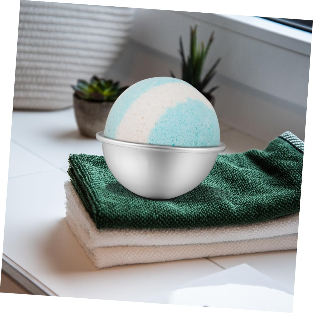 CIMAXIC 4Set Aluminum Alloy Bath Bomb Molds for Boys and Girls Adults Bath Salt Bomb Molds Baking image number 2