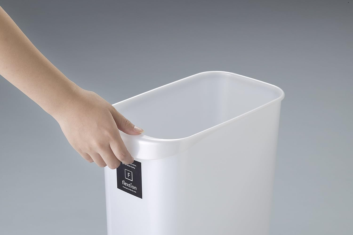 Squirrel Wastebasket Friction Square Pearl Chocolat Trash Can 18L Made in Japan image number 2