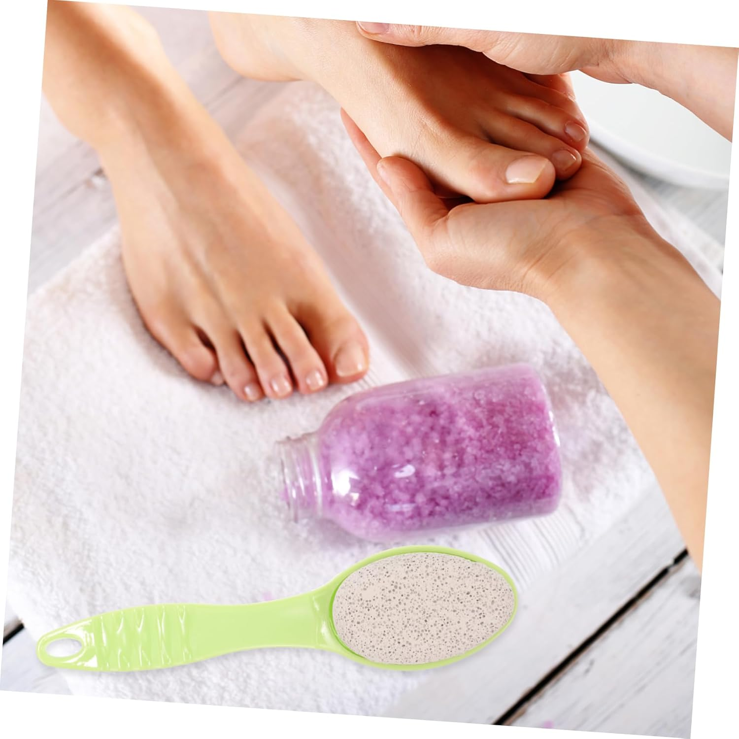Double-Sided Foot Scrubber Brush and Natural Pumice Stone Callus Remover for Dead Skin Exfoliation, Portable Green Foot File for Smooth Heel Care in Pedicure image number 1