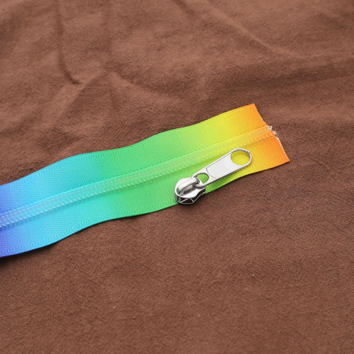 Emagtech #5 Rainbow Zipper Tape 4 Meters Nylon Coil Endless Zippers with 10PCS Silver Zipper Pulls Slider for DIY Sewing Tailor Craft Bags Luggage image number 2