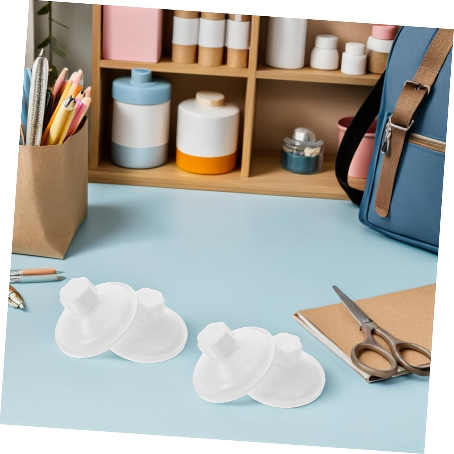 4PCS Wezxrauo Heavy Duty Cat Window Perch Suction Cups, Secure Grip Replacement Suckers for Cat Hammocks & Beds, User Friendly Design for Various Surfaces, Strong Hold for All Cats image number 4