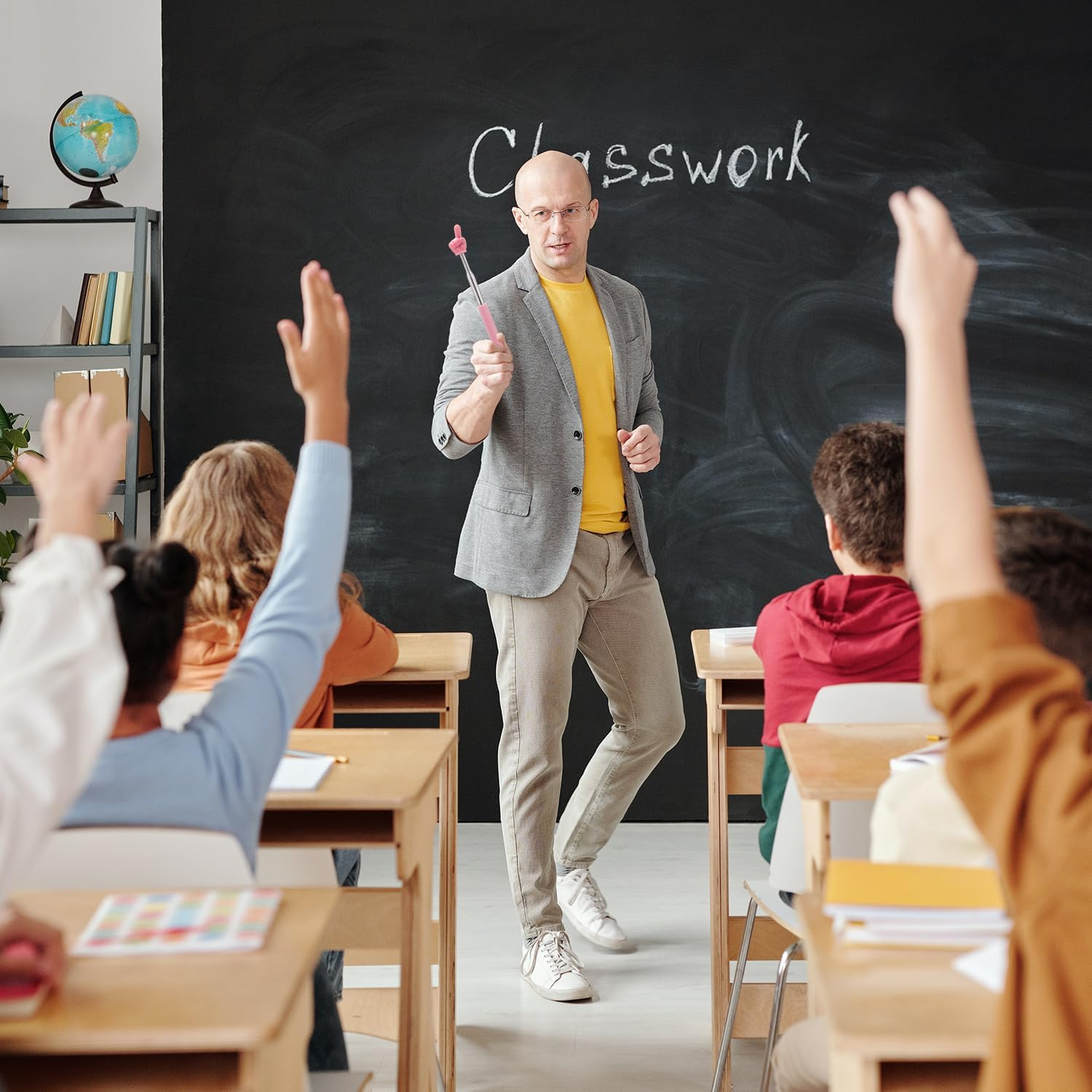 4Pcs Telescopic Teachers Pointer Sticks, Retractable Hand Whiteboard Pointer Finger Extendable Pointing Stick for Speakers Presentation Classroom Office (4 Colors) image number 1