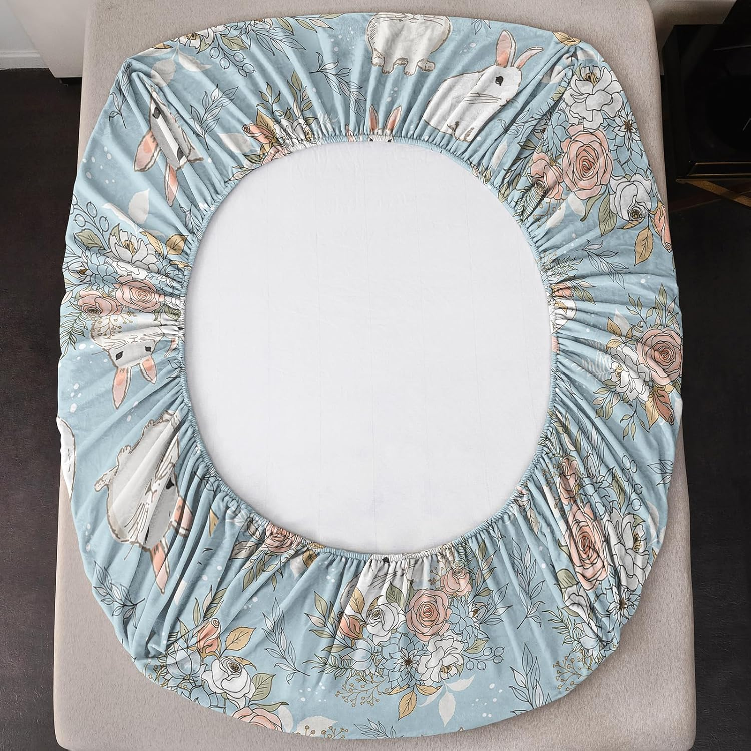 QOOMO Rabbit Flowers Fleece Bed Sheet Set,Queen 3-Piece Polar Fleece Sheet Set Includes,2 Pillowcases and 15" Deep Pocket Fitted Sheet,Velvet Plush Bedding Set,Warm and Soft image number 6