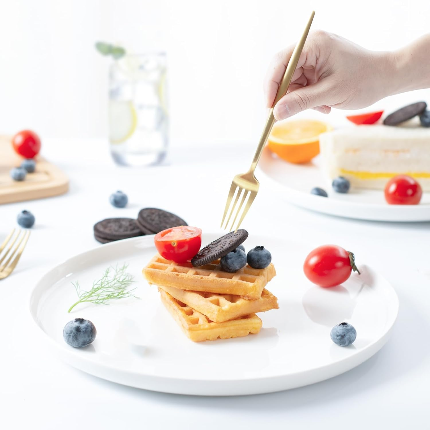 Antokueh 10 Inch White Ceramic Plates Set of 6,Round Porcelain Plate, 6-Piece Salad Dishes with Lipped Edges for Steak, Dessert, Dishwasher Oven Safe image number 1