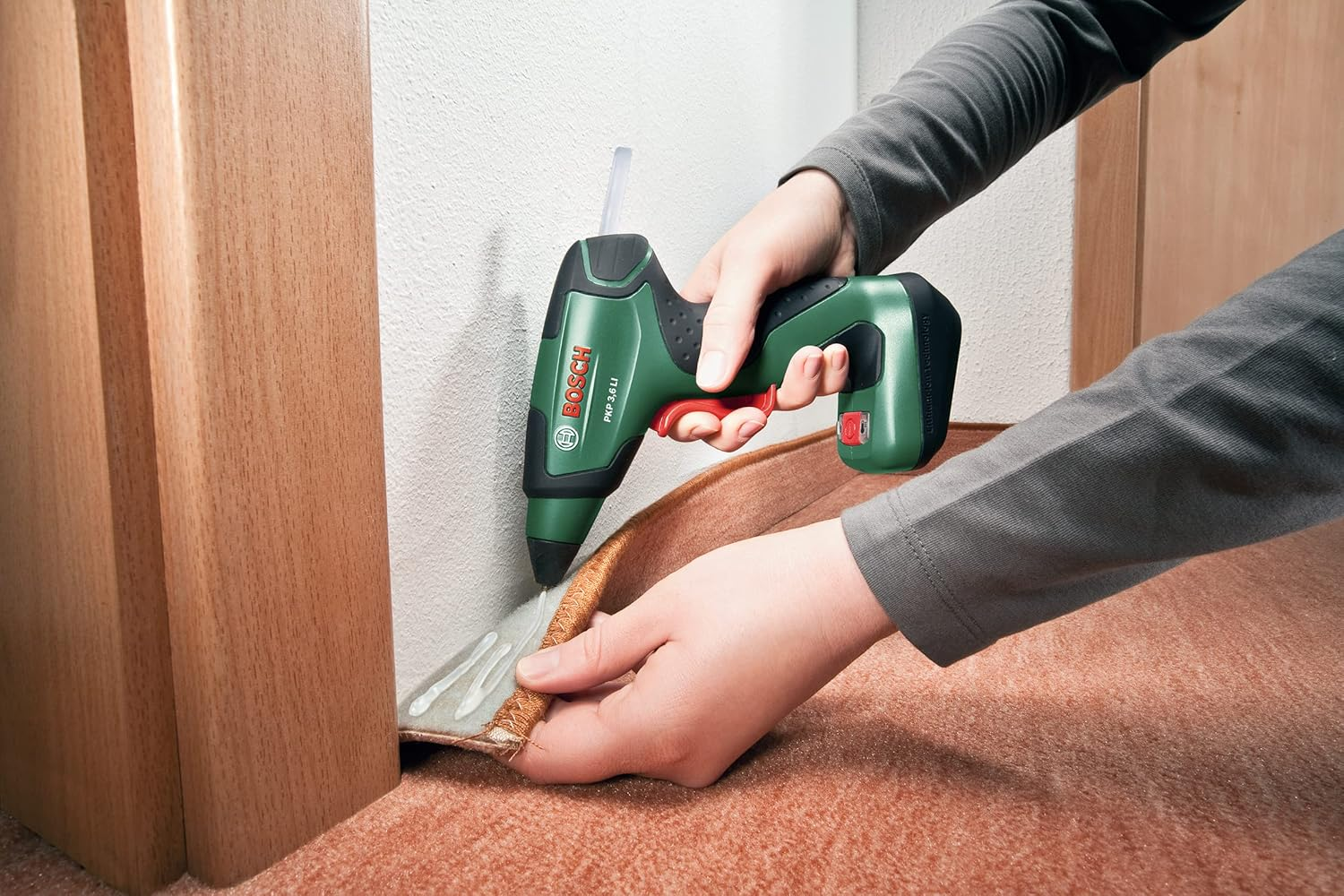 Bosch Accessories 30X Glue Sticks Ultra (Universal Adhesive, Milky, &Oslash; 7 X 150 Mm, Accessories for Glue Guns) image number 3