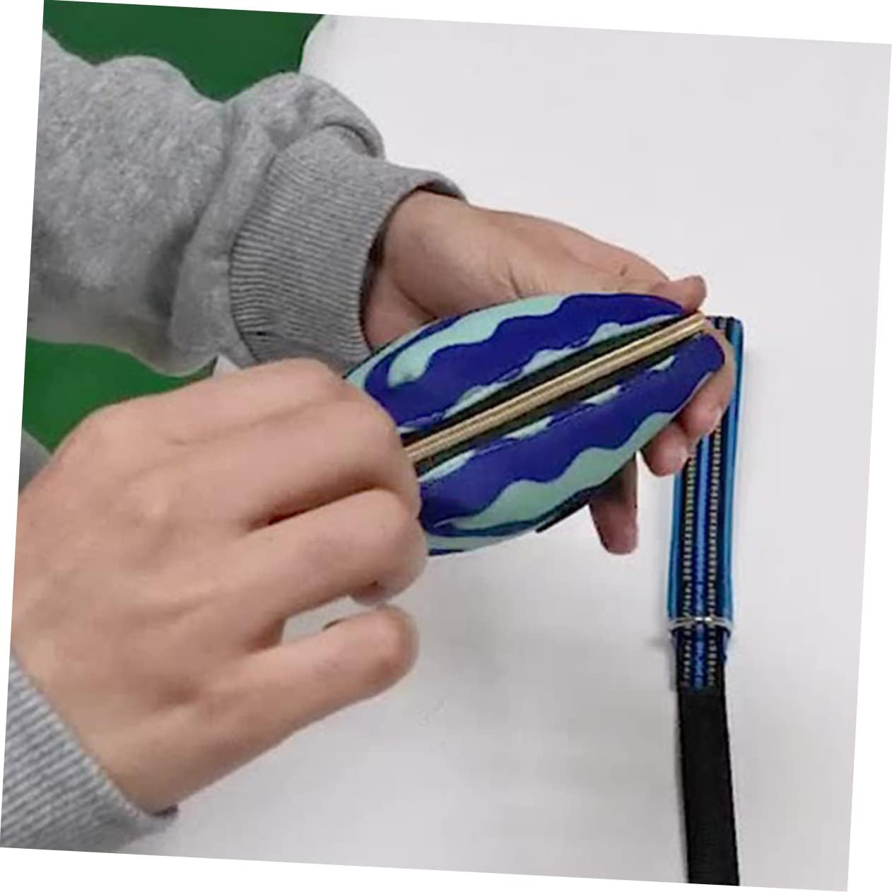 2Pcs Portable Baby Diaper Bag Dispenser for Newborns Waste Bag Holder Lid Travel Essential for Infants Baby Essentials image number 5