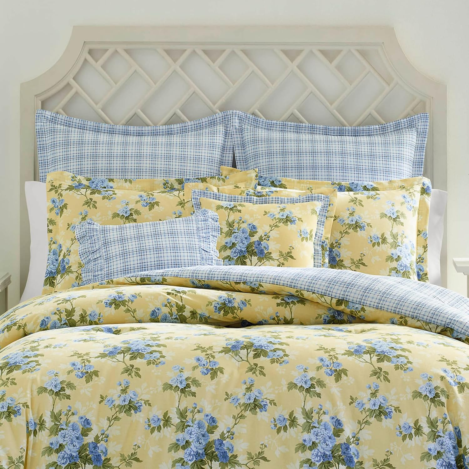 Laura Ashley - King Duvet Cover Set, Reversible Cotton Bedding with Matching Shams, Includes Bonus Euro Shams & Throw Pillow Covers (Cassidy Yellow, King) image number 5
