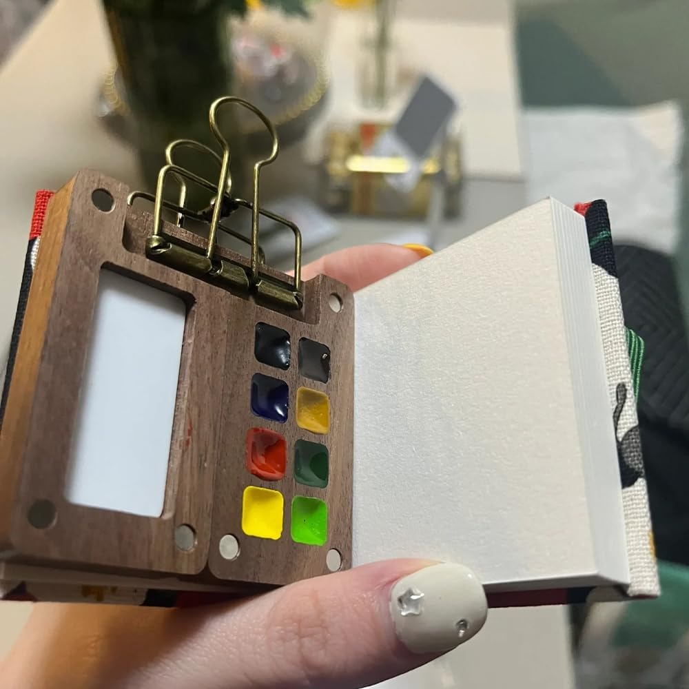 8 Grid Mini Portable Watercolor Palette with Clip, Wooden Mini Paint Palette Artist Palette Sketchbook Palette 2.4Inches