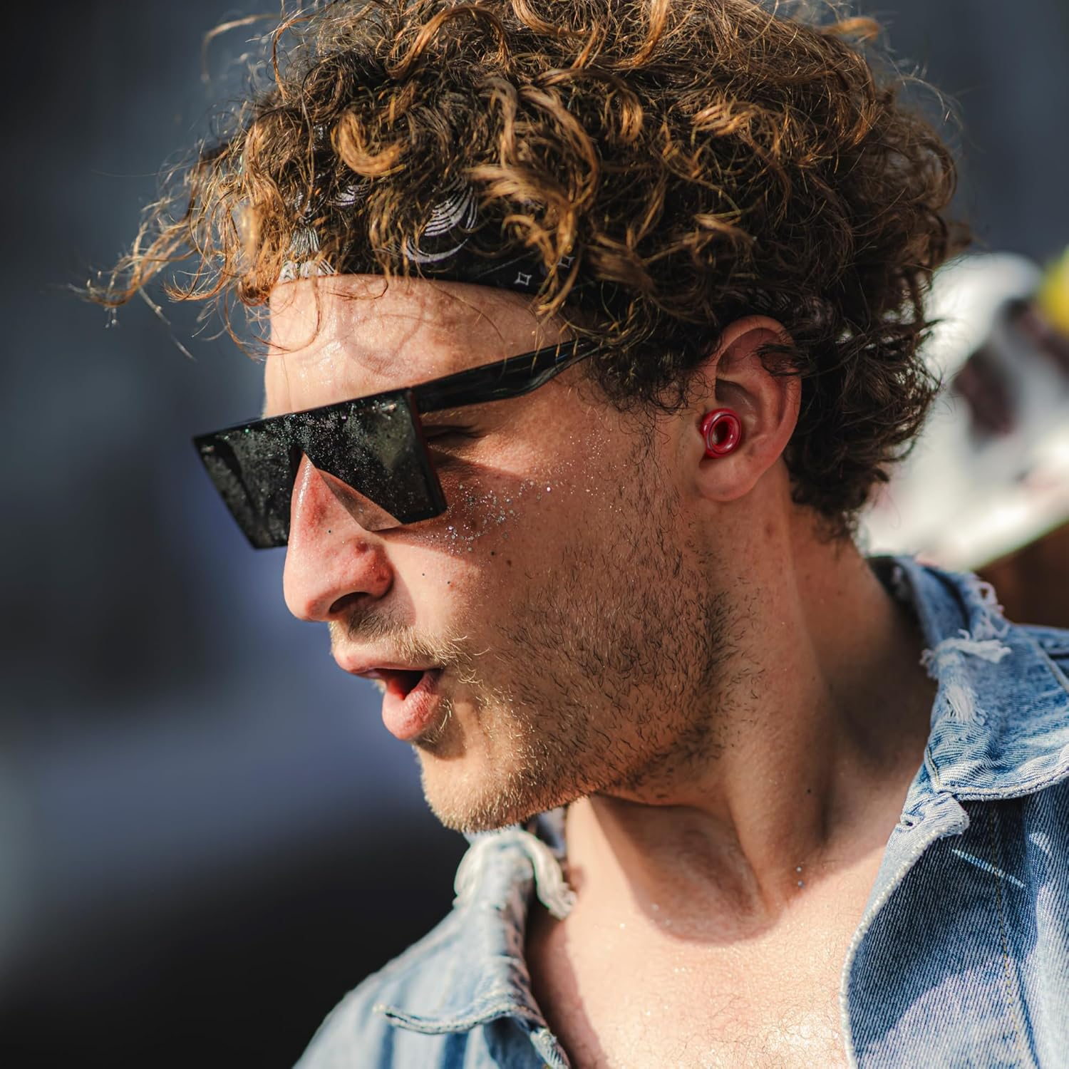 Tomorrowland X Loop Experience 2 Earplugs &ndash; Stylish Hearing Protection for Concerts & Festivals, Live Music, Nightlife & Musicians &ndash; 17Db Noise Reduction Ear Plugs (High-Fidelity) &ndash; Limited Edition image number 3