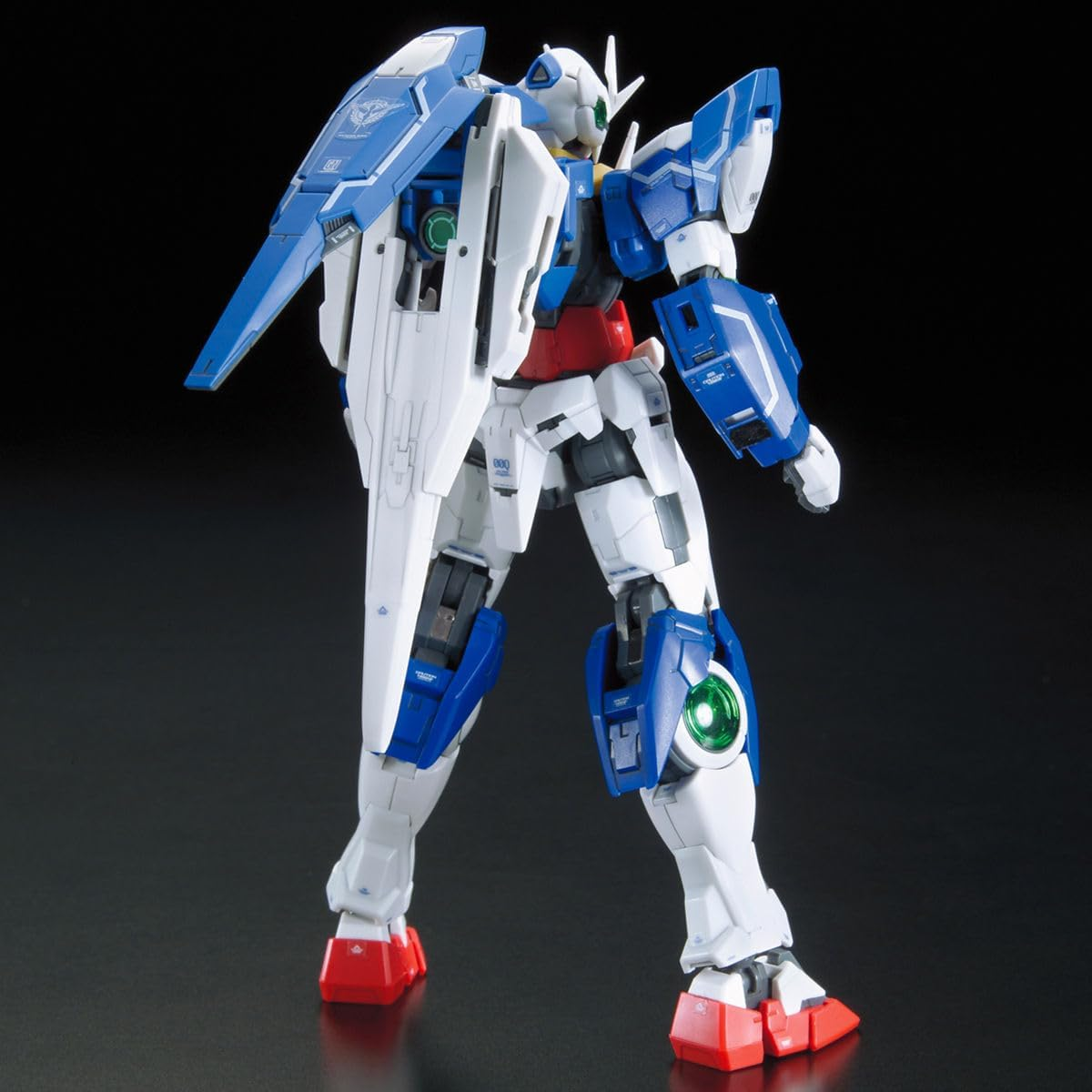 BANDAI Hobby RG Gundam 1/144 OO QAN[T] image number 1