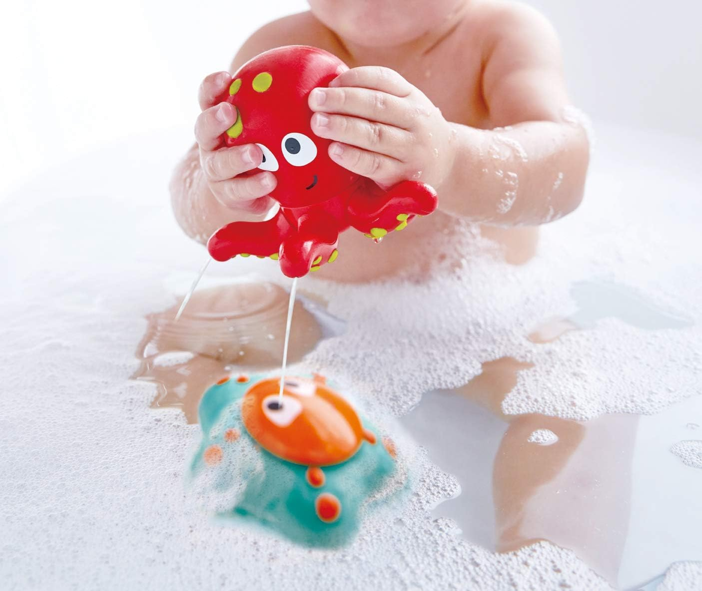 Hape Ocean Floor Squirters Bath Toy | Fun & Safe Water Squirting Sea Animals for Toddlers 18M+ | Interactive Floating Baby Bath Toys | Easy to Clean & Mold-Free