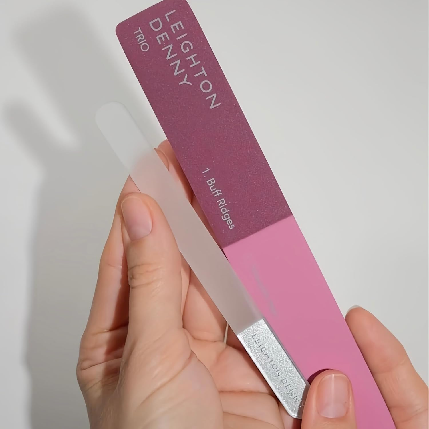 LEIGHTON DENNY Shape & Shine - Small Crystal Nail File & 3-In-1 Nail Buffer - Vegan image number 5