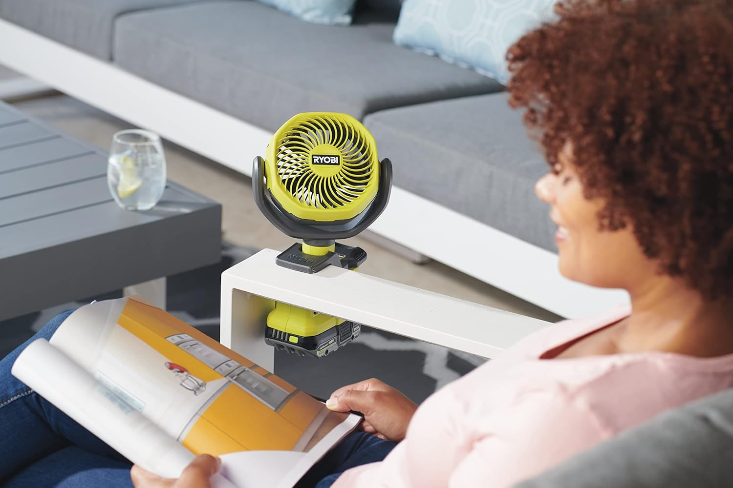 Ryobi 18 V Battery Clip Fan RCF18-0 (Compact and Portable Battery Fan, Rubberised Mounting Clip, 2-Level Adjustment, Drum Diameter (Cm) 10, without Battery & Charger in Box), Green image number 4