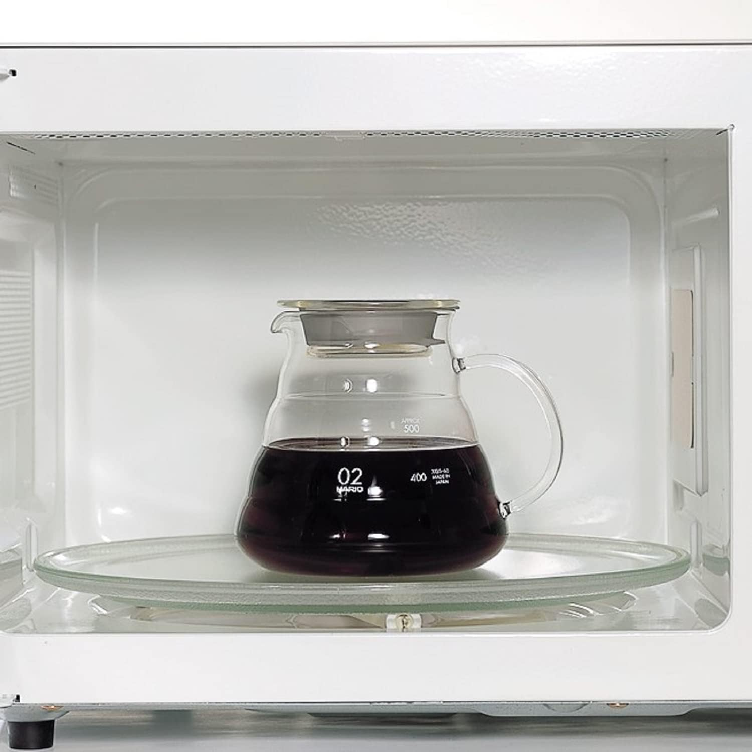 HARIO XGSR-60-TB V60 Glass Server, 600 Clear, 20.3 Fl Oz (600 Ml), 2-5 Cups, Microwavable, Made in Japan image number 1