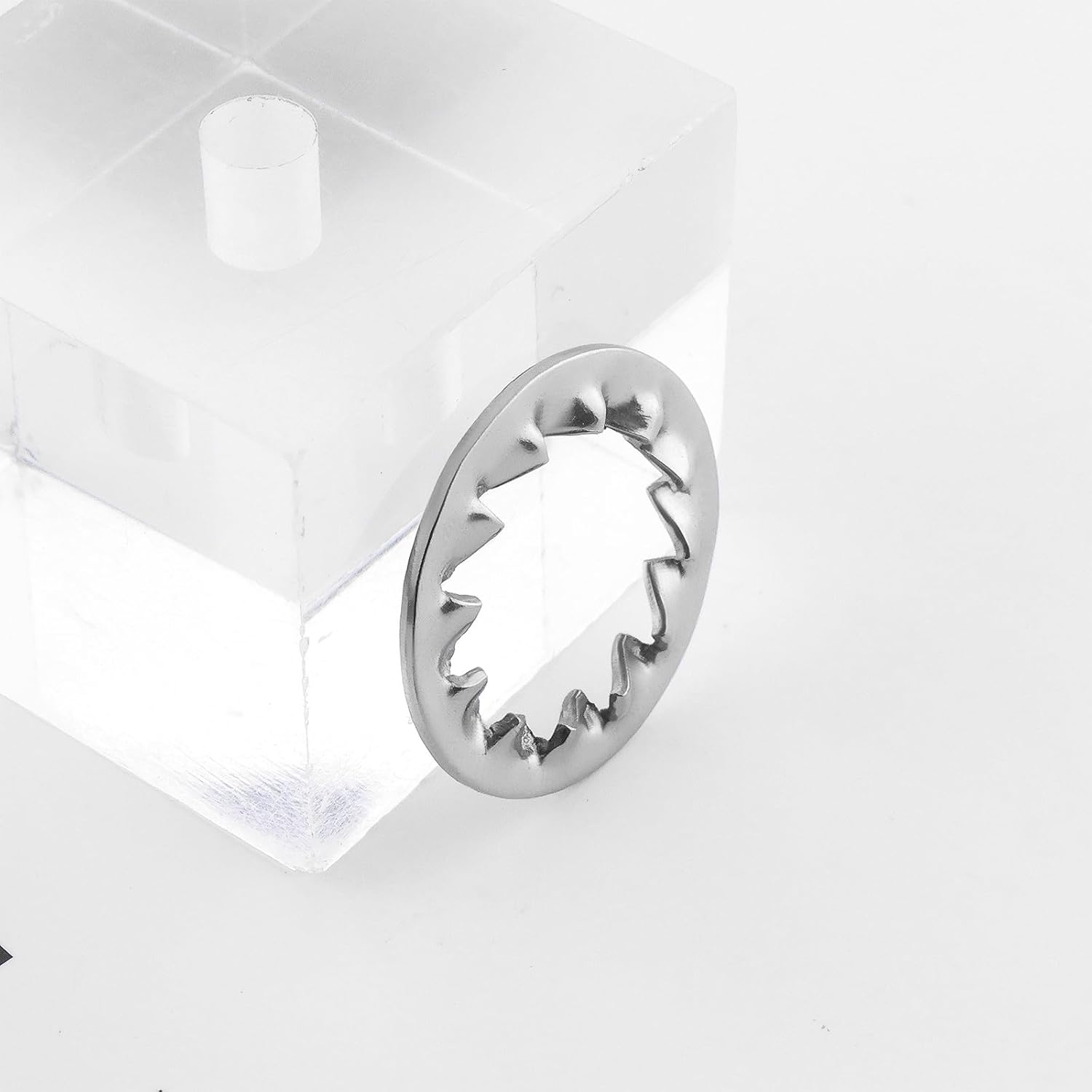 VGOL 150Pcs Internal Toothed Shakeproof Lock Washers 304 Stainless Steel Bolt Base DIN6798J for Furniture Repair Outdoor Construction Electrical Maintenance (M4/M6/M8/M10/M12) image number 2