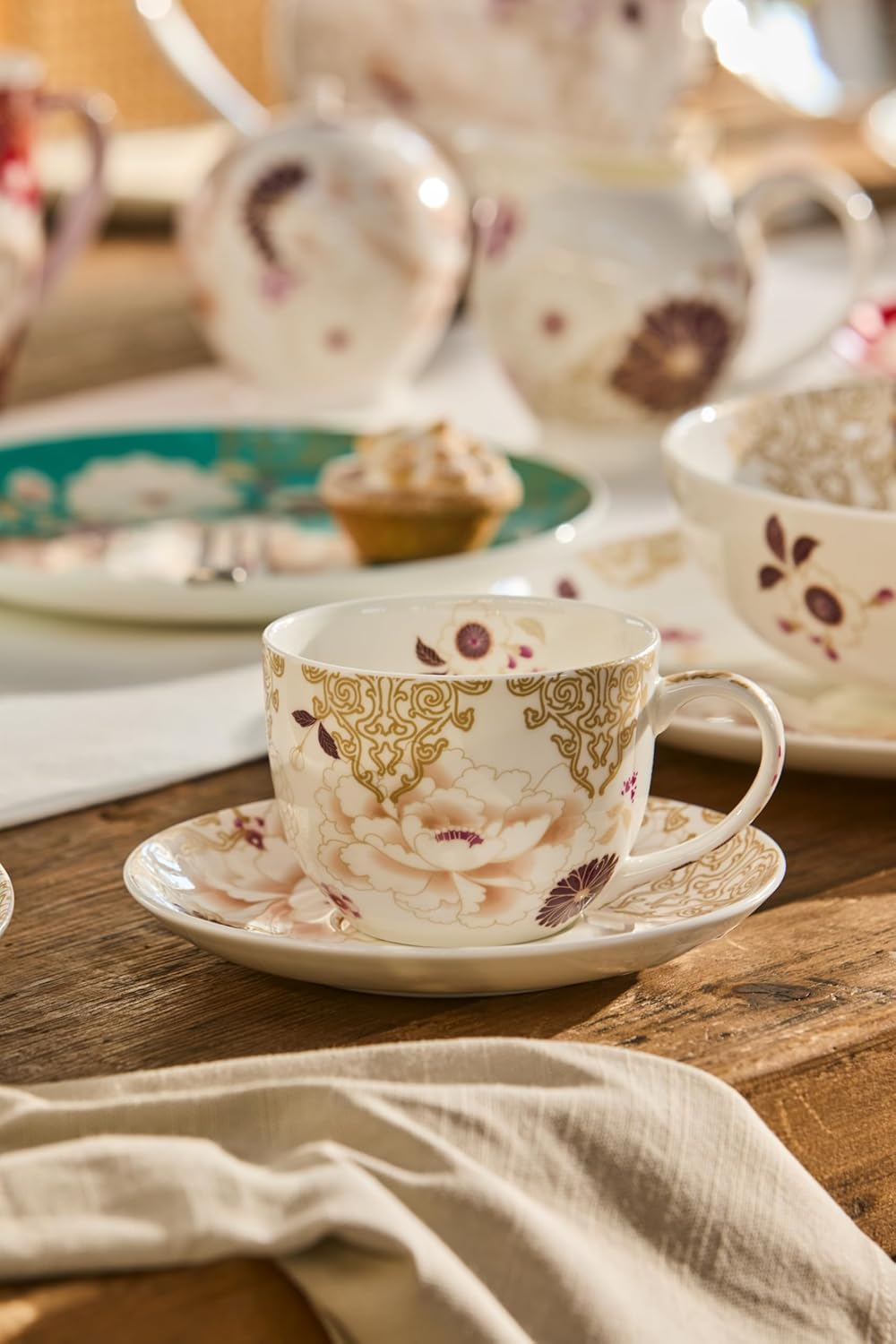 Maxwell & Williams Kimono Cup & Saucer Gift Boxed, White, 300 Ml Capacity image number 1