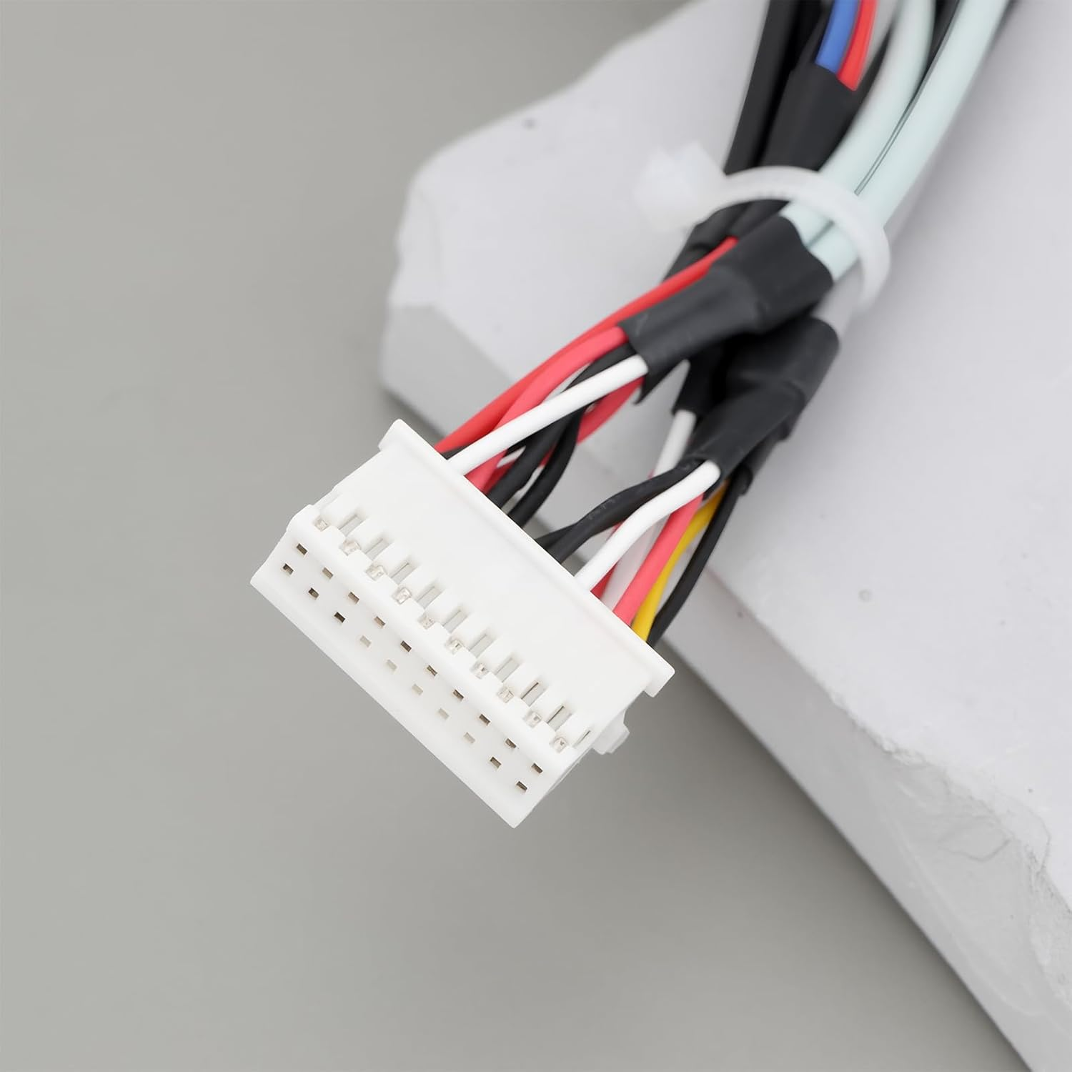 Be in Your Mind 20-Pin Car Stereo Radio RCA Output Wire Cables Compatible with Junsun Autoradio image number 6