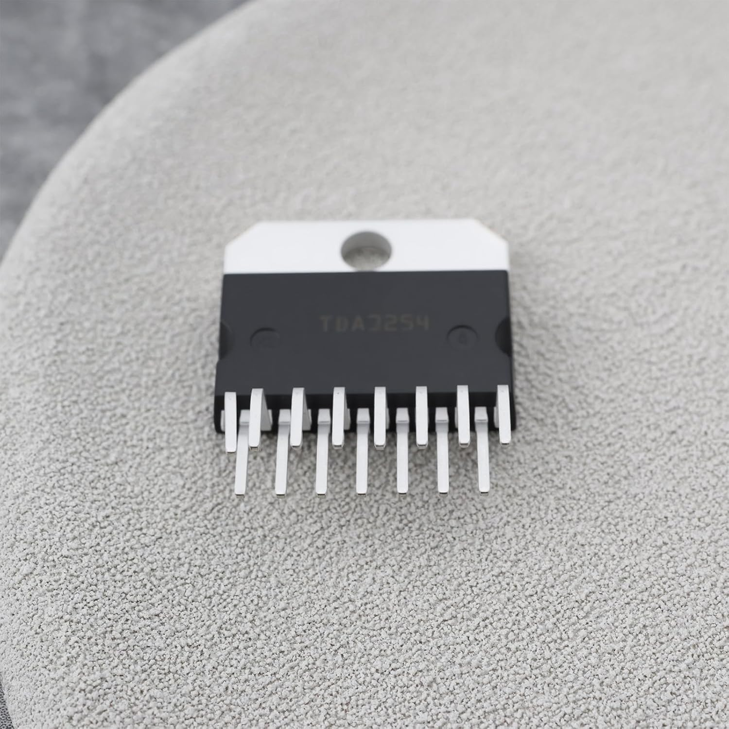 VGOL TDA7294 100W Audio Power Amplifier Compatible with Hi-Fi Field Applications Home Stereo Self Powered Loudspeakers image number 3