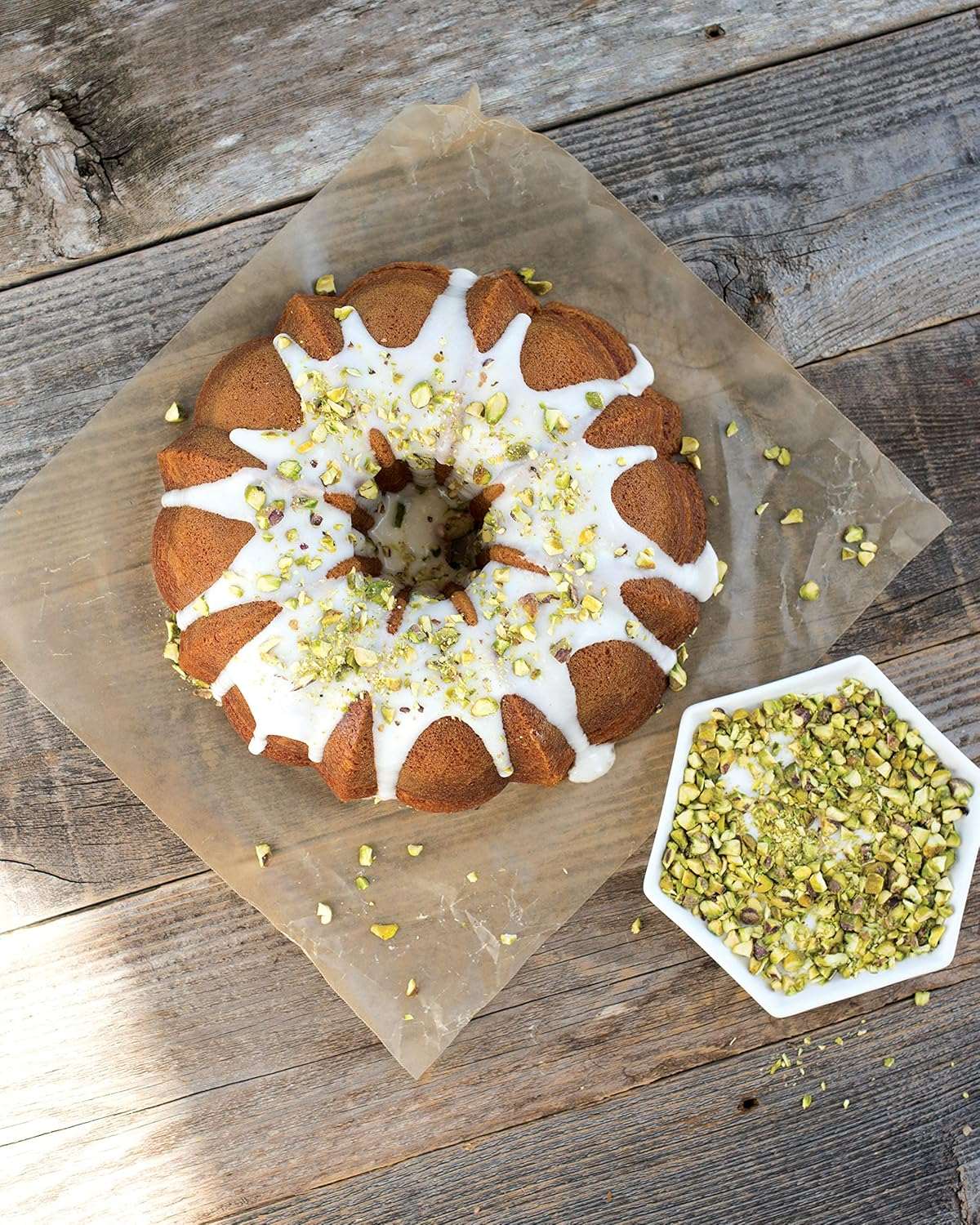 Nordic Ware Original Bundt, 12-Cup, Silver image number 2