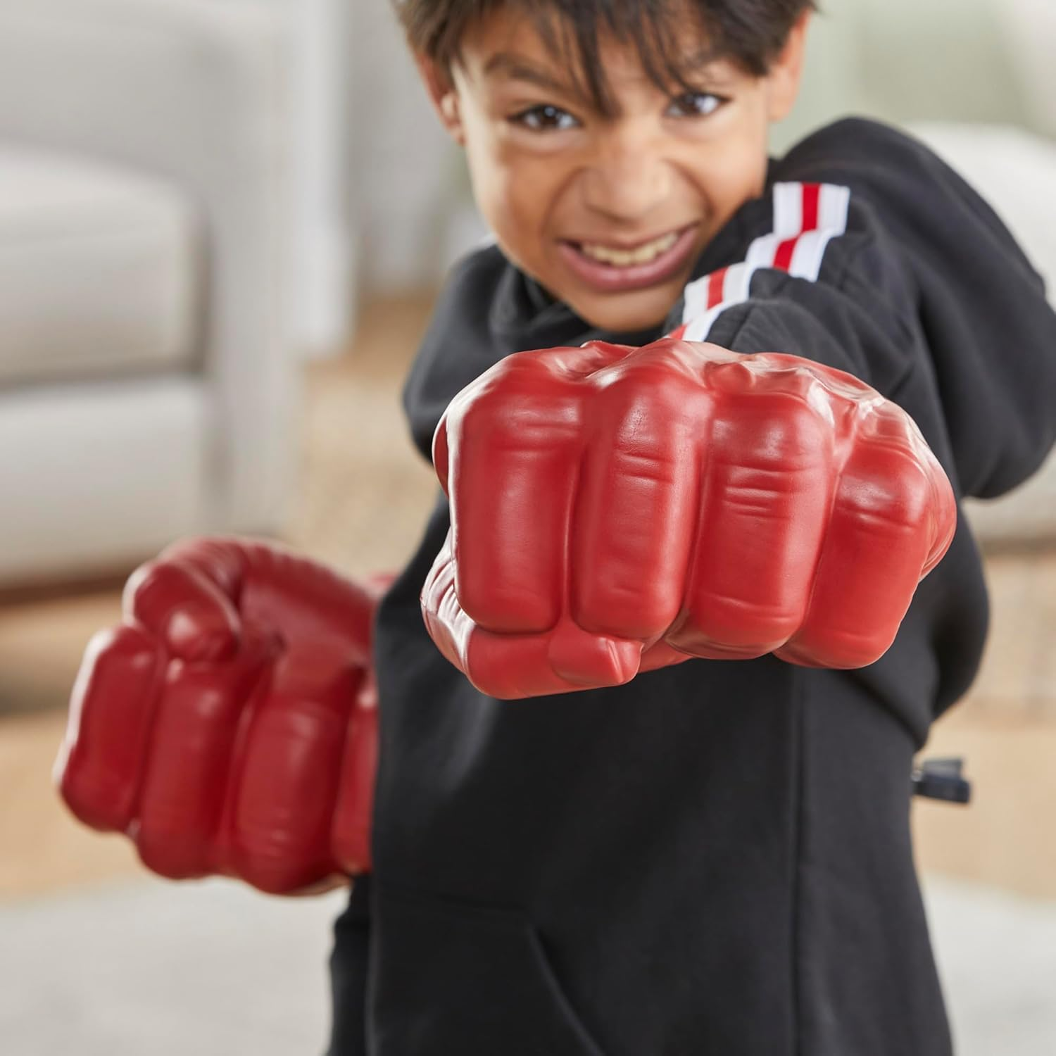 Marvel Avengers Captain America: Brave New World Red Hulk Gamma Smash Fists, Soft Foam Role Play Toy, Super Hero Toys for Kids Ages 5 and Up image number 6