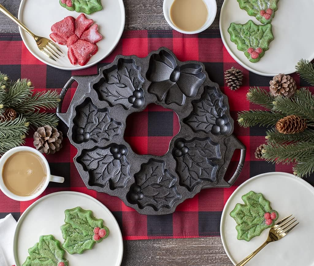 Lodge Cast Iron Holiday Wreath Pan, Black, 14.69 Inch image number 4