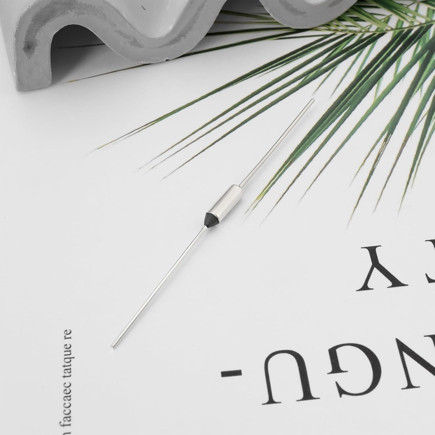 Create Idea 10Pcs DF152S Metal Temperature Thermal Fuse 152 C 305.6 F Cutoff Thermal Fuse 10A 250V for Motor Transformer Electric Industrial Home