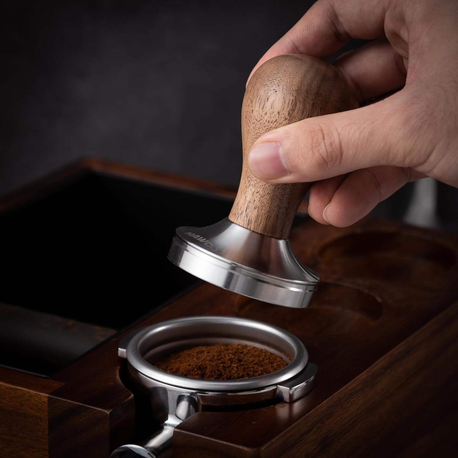Classic Wood and Stainless Steel 58Mm Coffee Tamper - Timeless Espresso Tool for Coffee Enthusiasts and Baristas