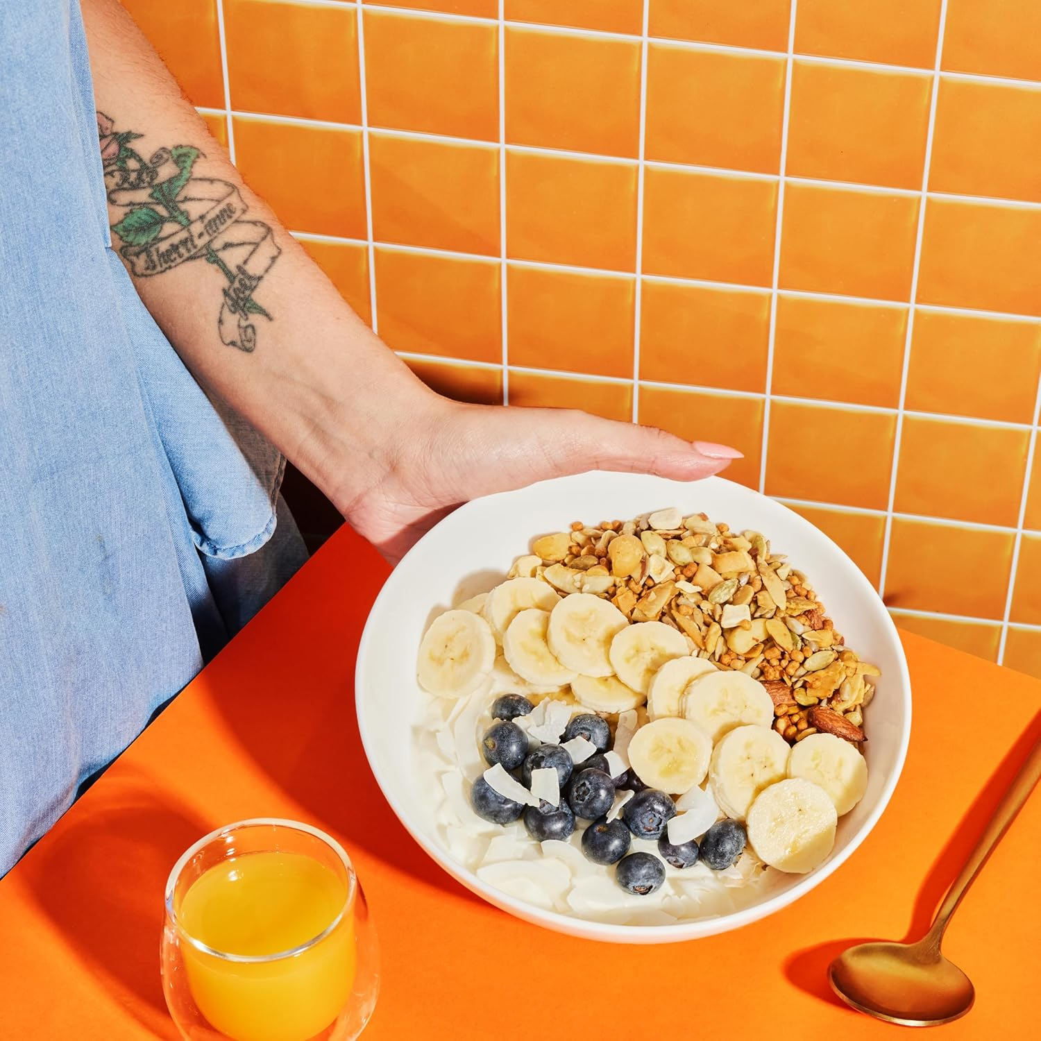 Blue Frog Manuka Honey Probiotic Granola 350 G image number 4