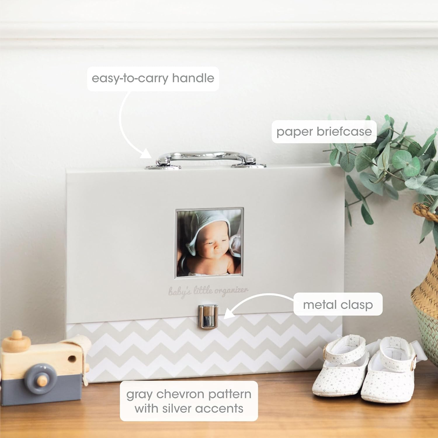 Pearhead Baby Document Organizer, Briefcase File Keeper to Store Baby'S Records, Makes Great Gift for New Parents or Addition to Baby Shower Registry, Gray Chevron, 1 Count (Pack of 1)