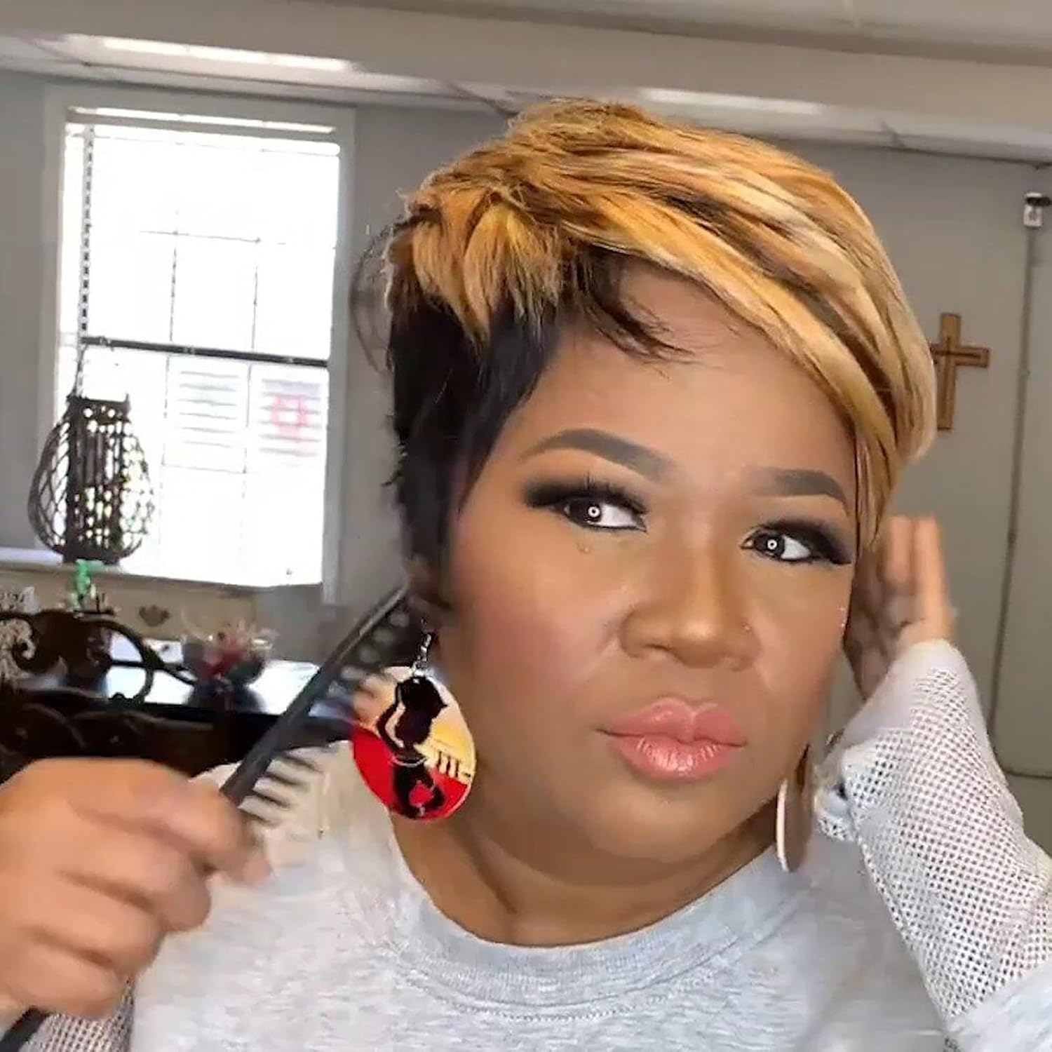 Pixie Cut Wigs for Black Women Human Hair Short Bob Wig for Daily Use Cosplay Party 4 Inch image number 3