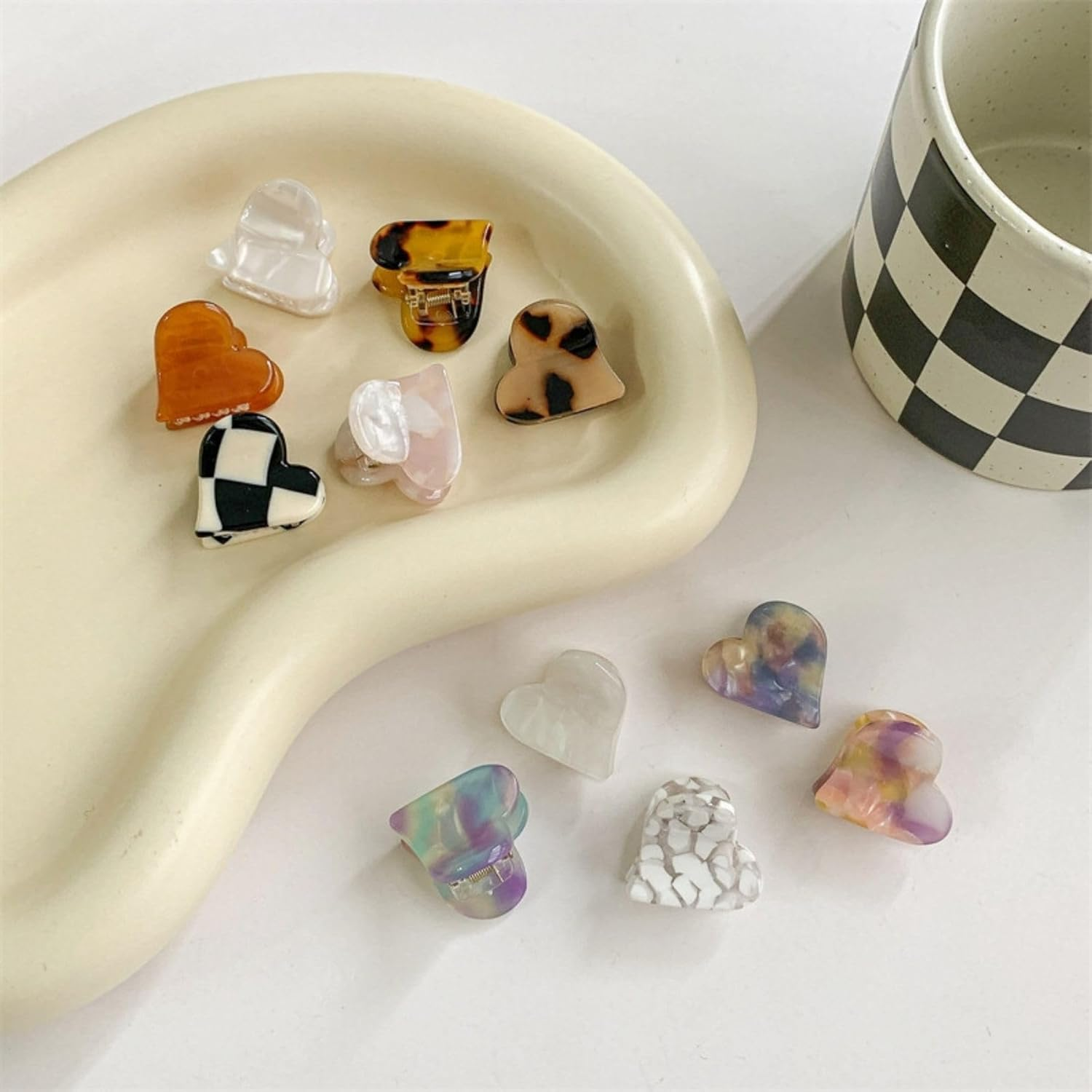 8 Pieces Small Heart Shaped Hair Clips for Women Acrylic Medium Hair Clips Tortoise Shape Ladies Hair Clips with Strong Grip and Non-Slip Surface